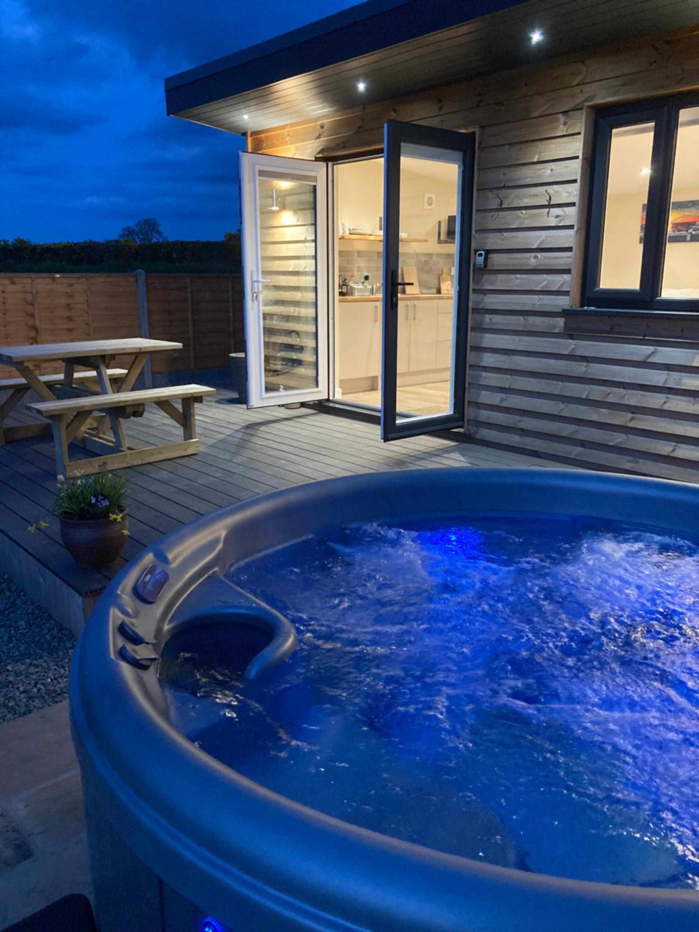 Hotel MAESLLAN CABINS 'Hud Y Machlud'