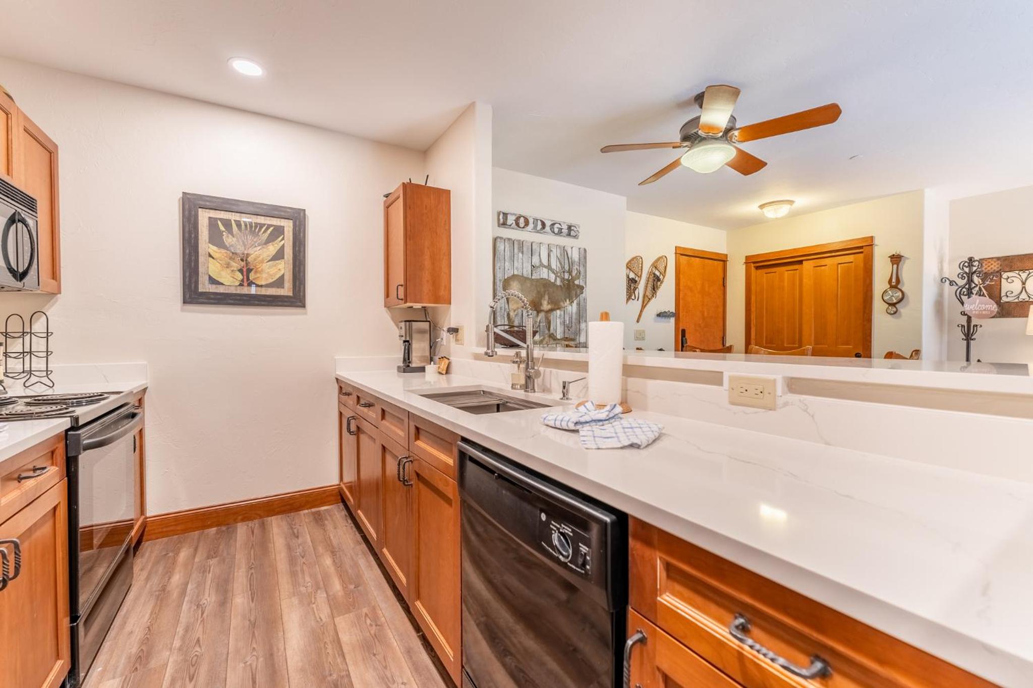Oro Grande by Summit County Mountain Retreats