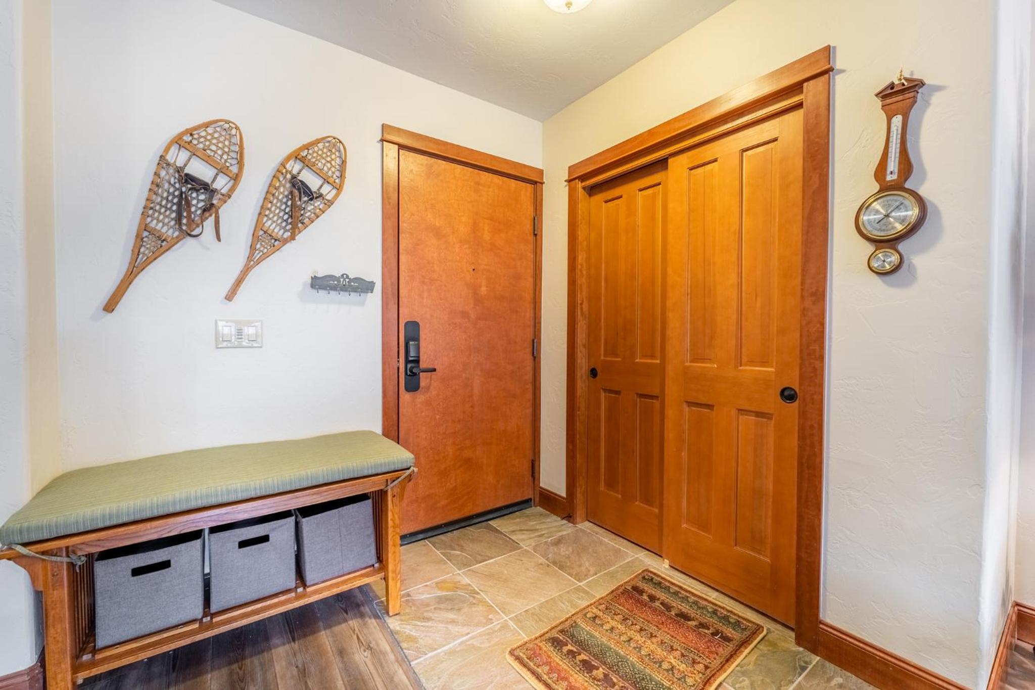 Oro Grande by Summit County Mountain Retreats