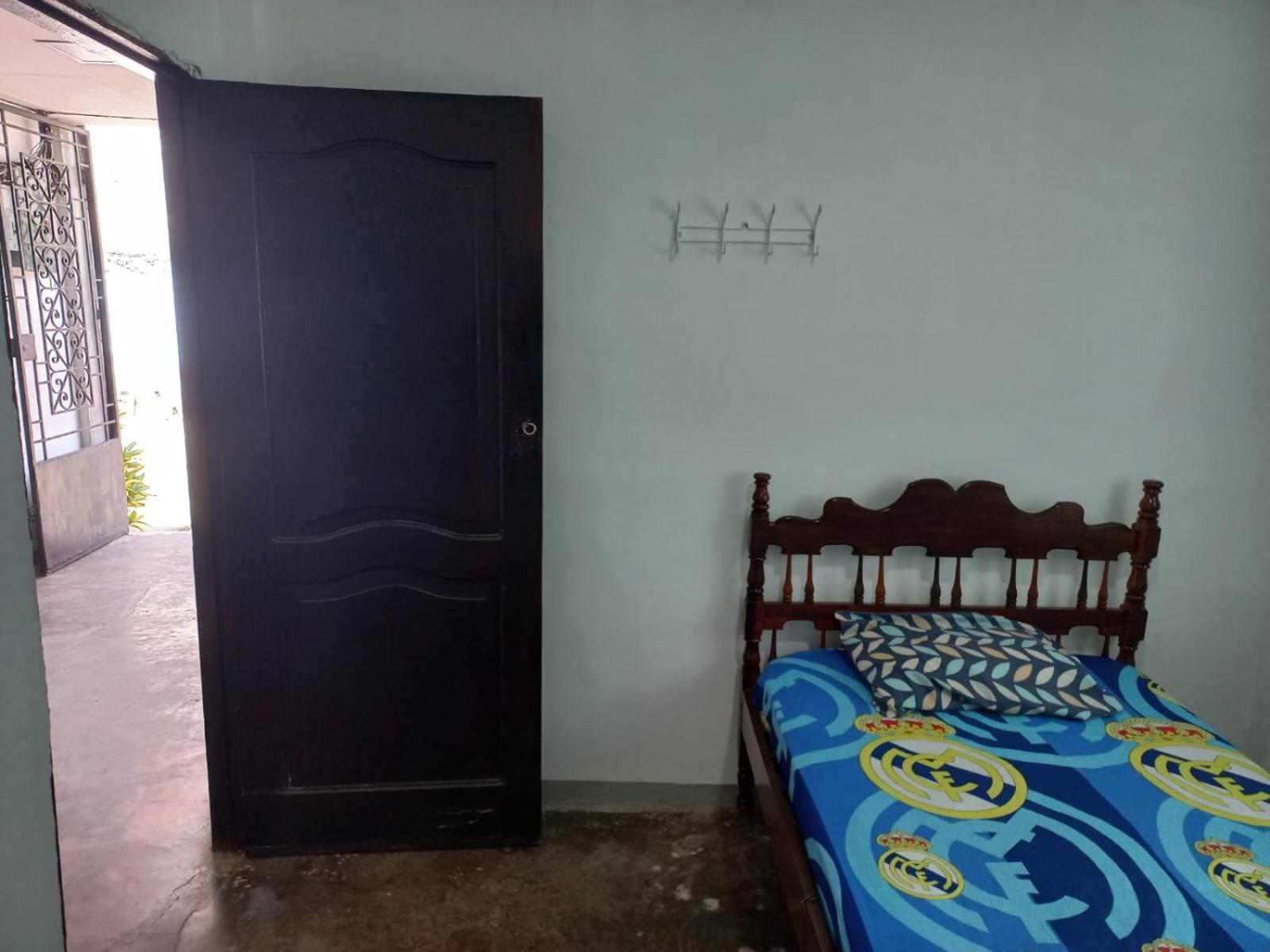 Hotel Habitaciones Sencillas - Image 1