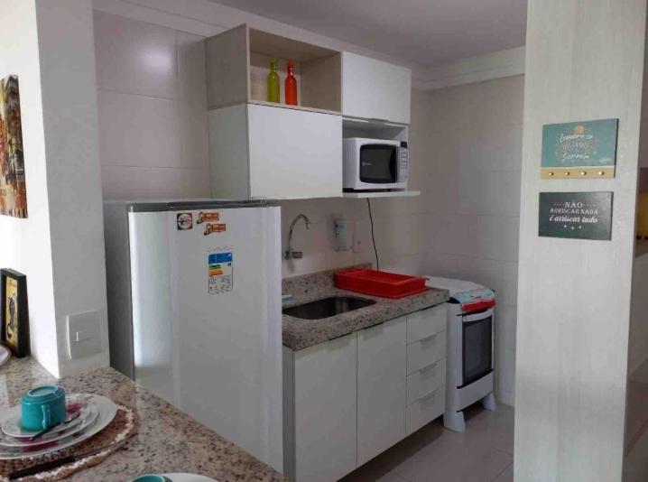 Apt 2 quartos na Beira Mar na praia de Intermares 110