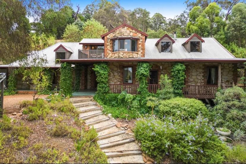 Le Petit Chateau Homestead Bridgetown