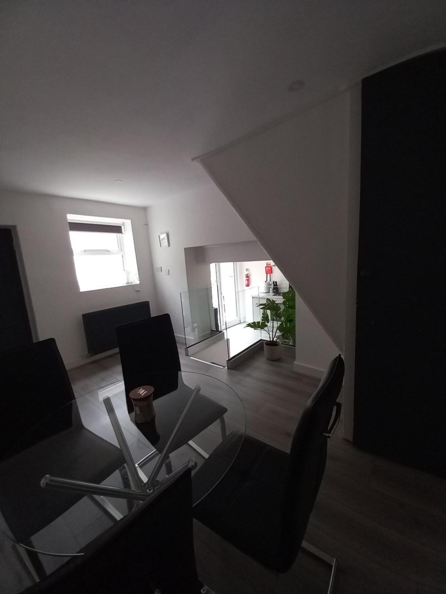 NO 27 Apartment