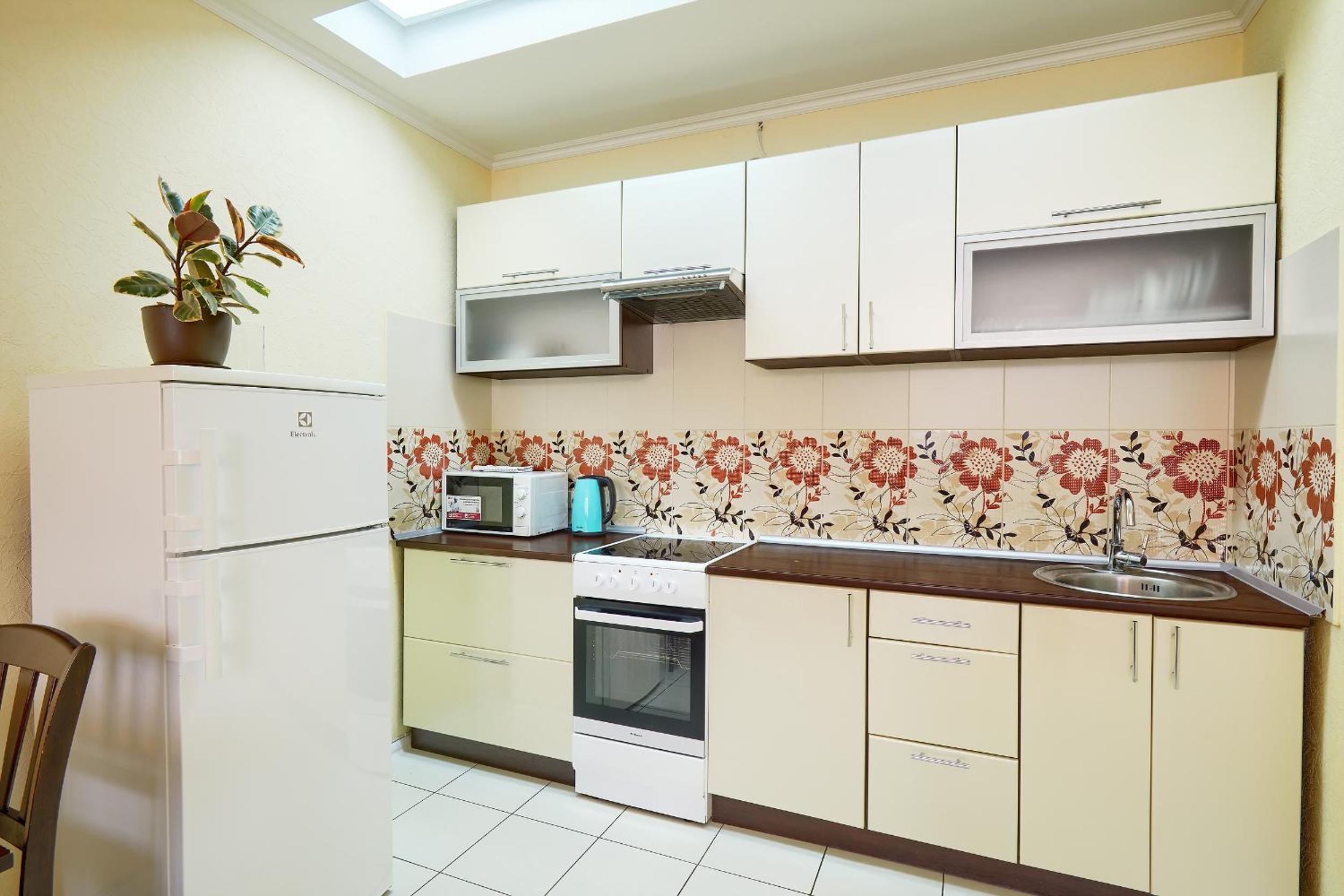 Botanic Towers опалення та світло цілодобово