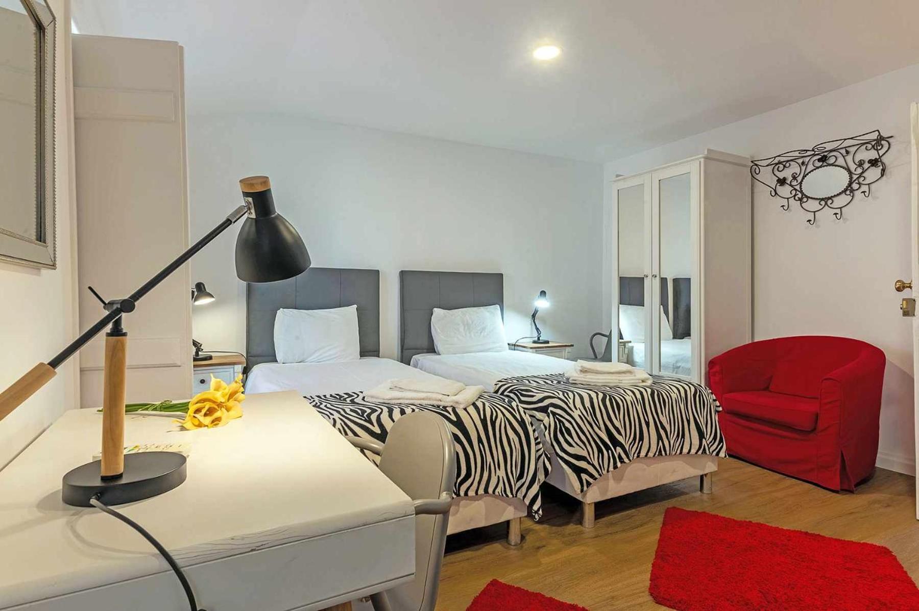 Bairro Alto Palace Special for Groups up to 24 guests photo 2
