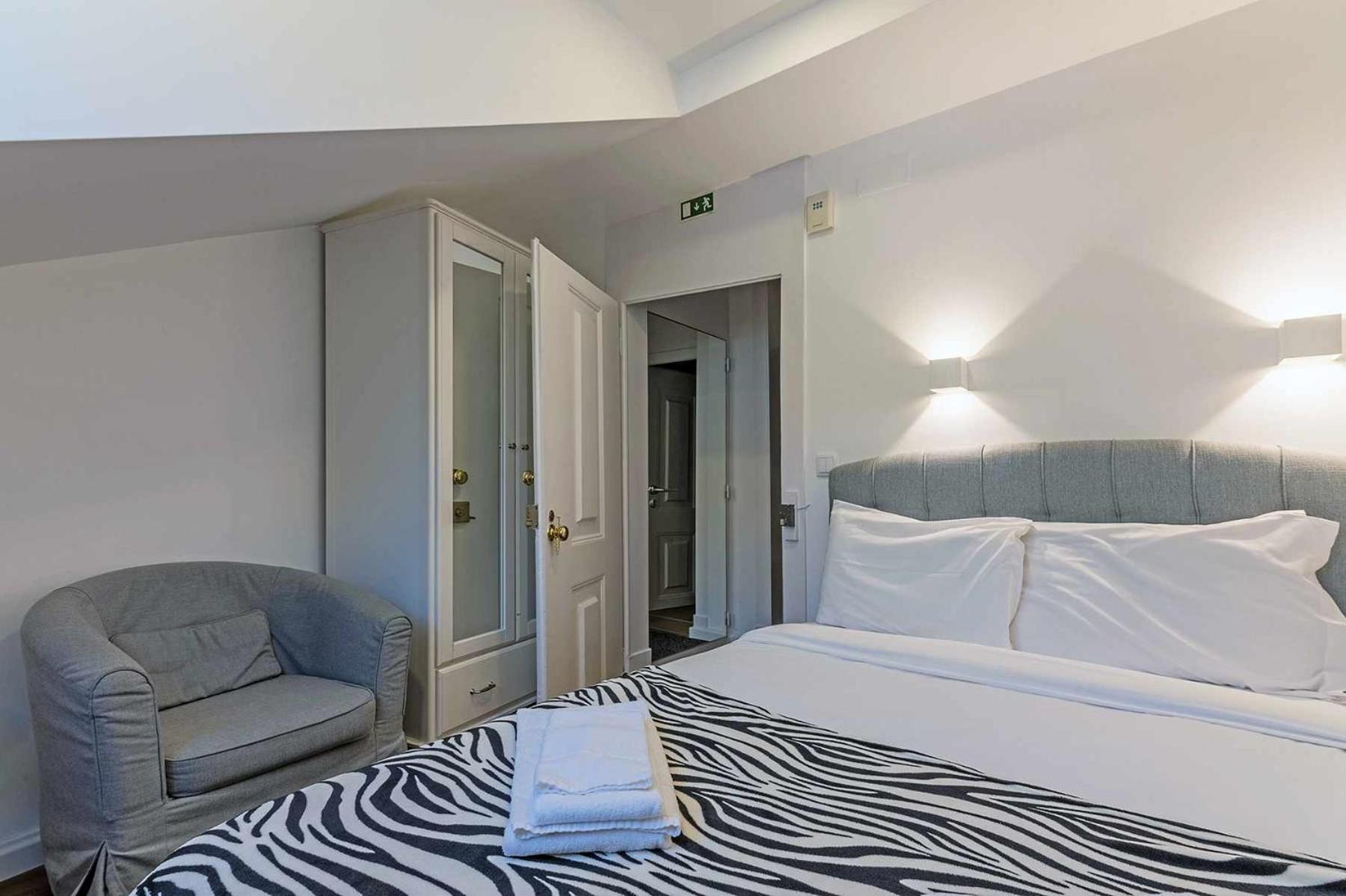 Bairro Alto Palace Special for Groups up to 24 guests photo 3