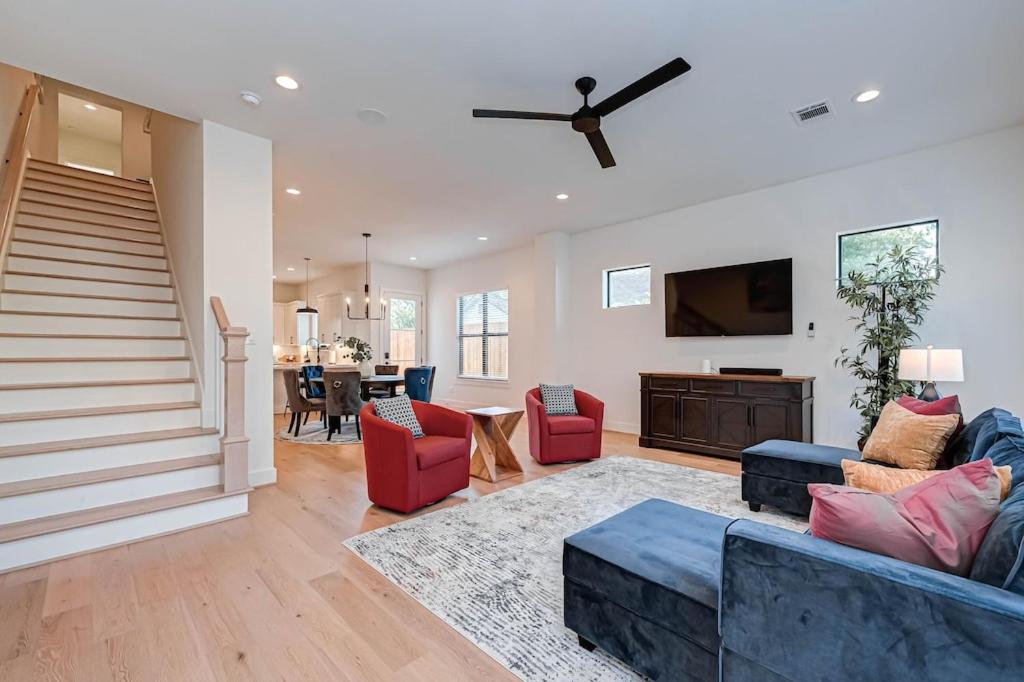 The Houston Oasis