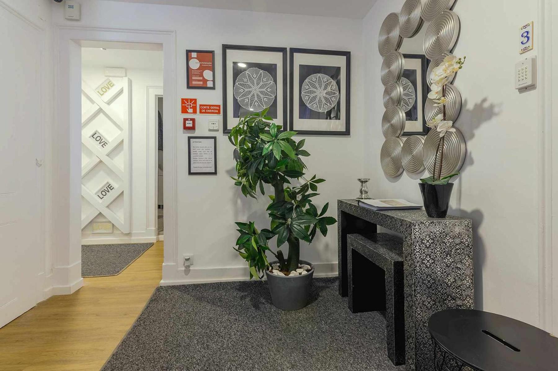 Bairro Alto Palace Special for Groups up to 24 guests view 2