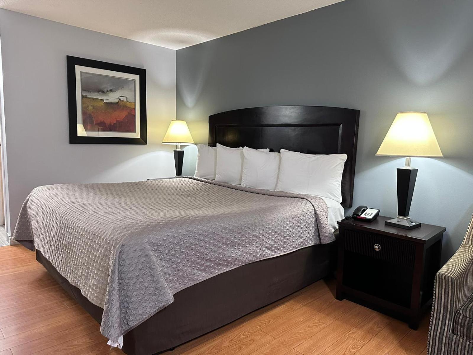 Kenora Motel