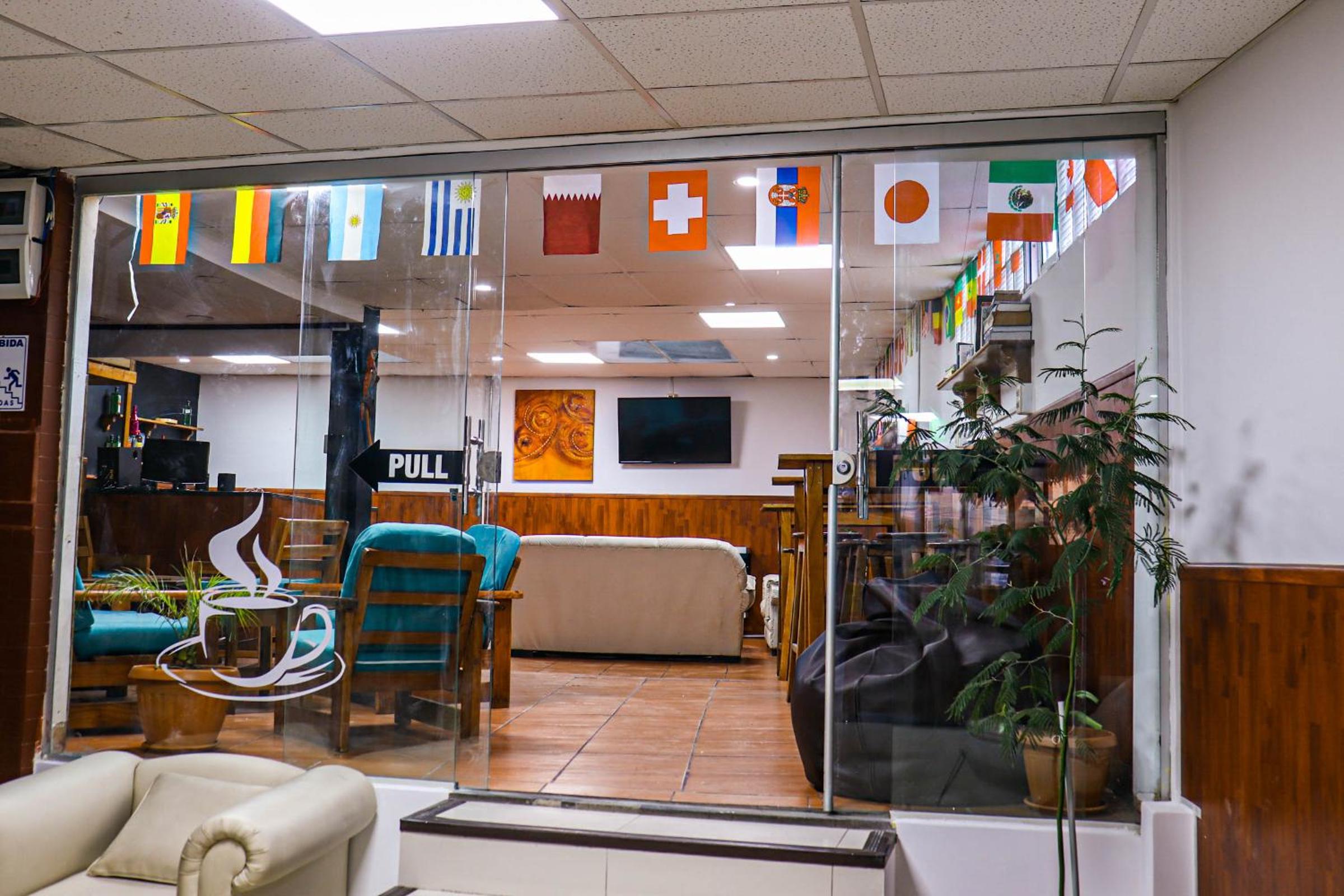 Lobo Hostel La Paz