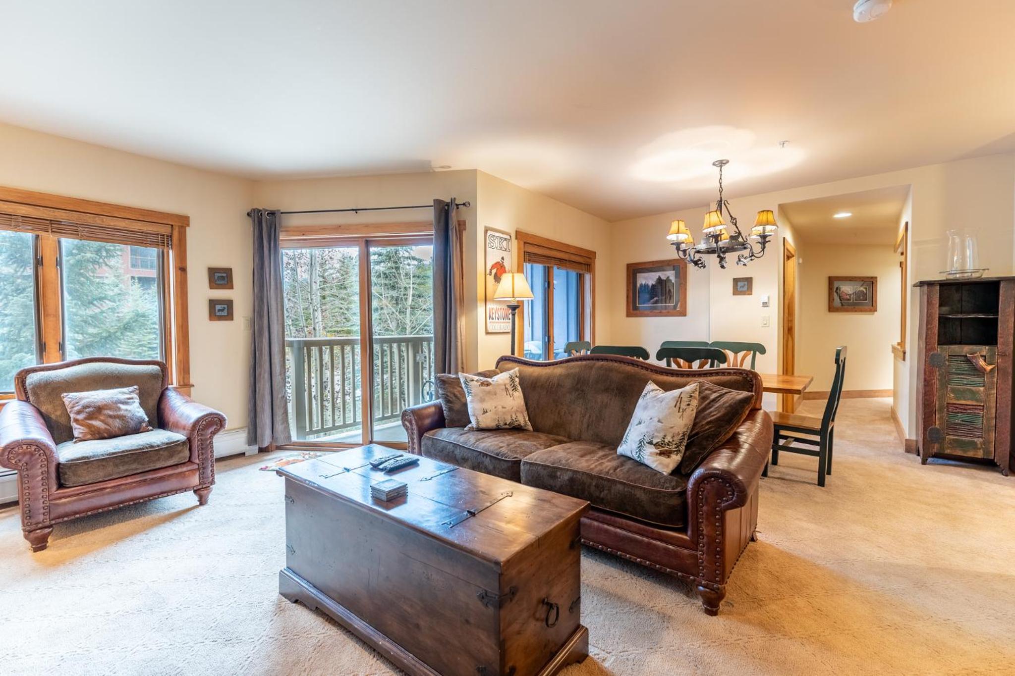Red Hawk Lodge by Summit County Mountain Retreats view 5