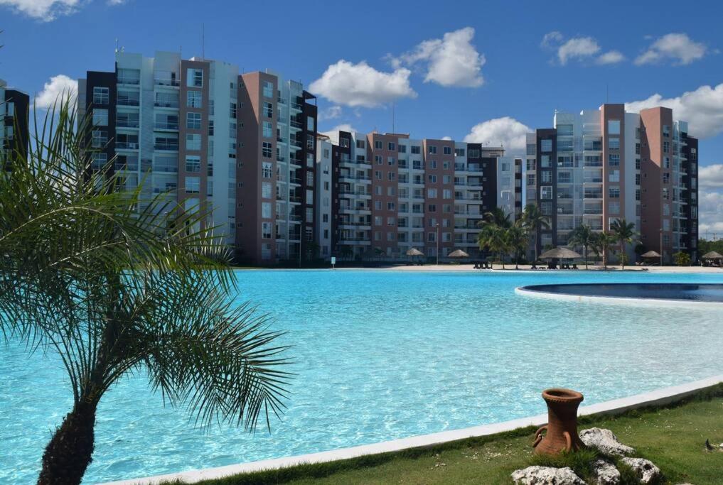Departamento Moderno con Vista a la Laguna en Dream Lagoons