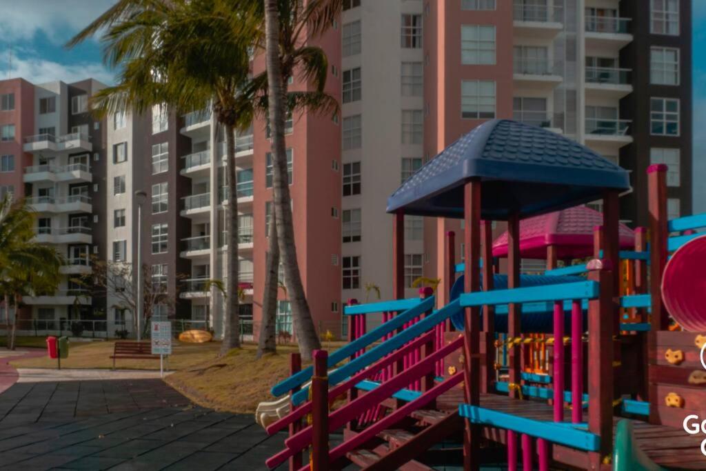 Departamento Moderno con Vista a la Laguna en Dream Lagoons