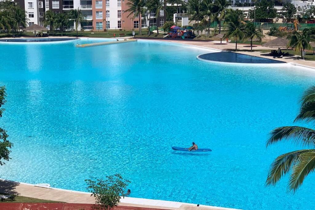 Departamento Moderno con Vista a la Laguna en Dream Lagoons