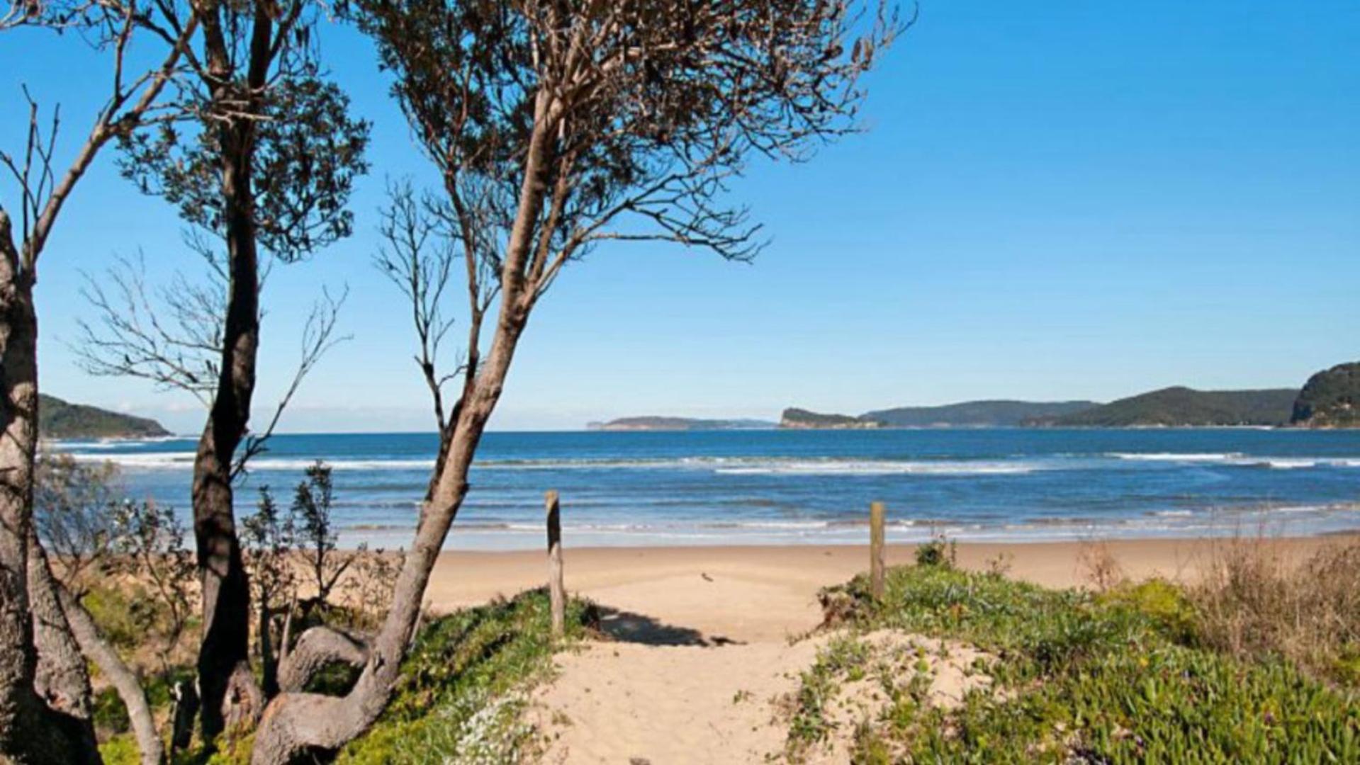 Beachcomber - Waterfront Umina Beach Wifi