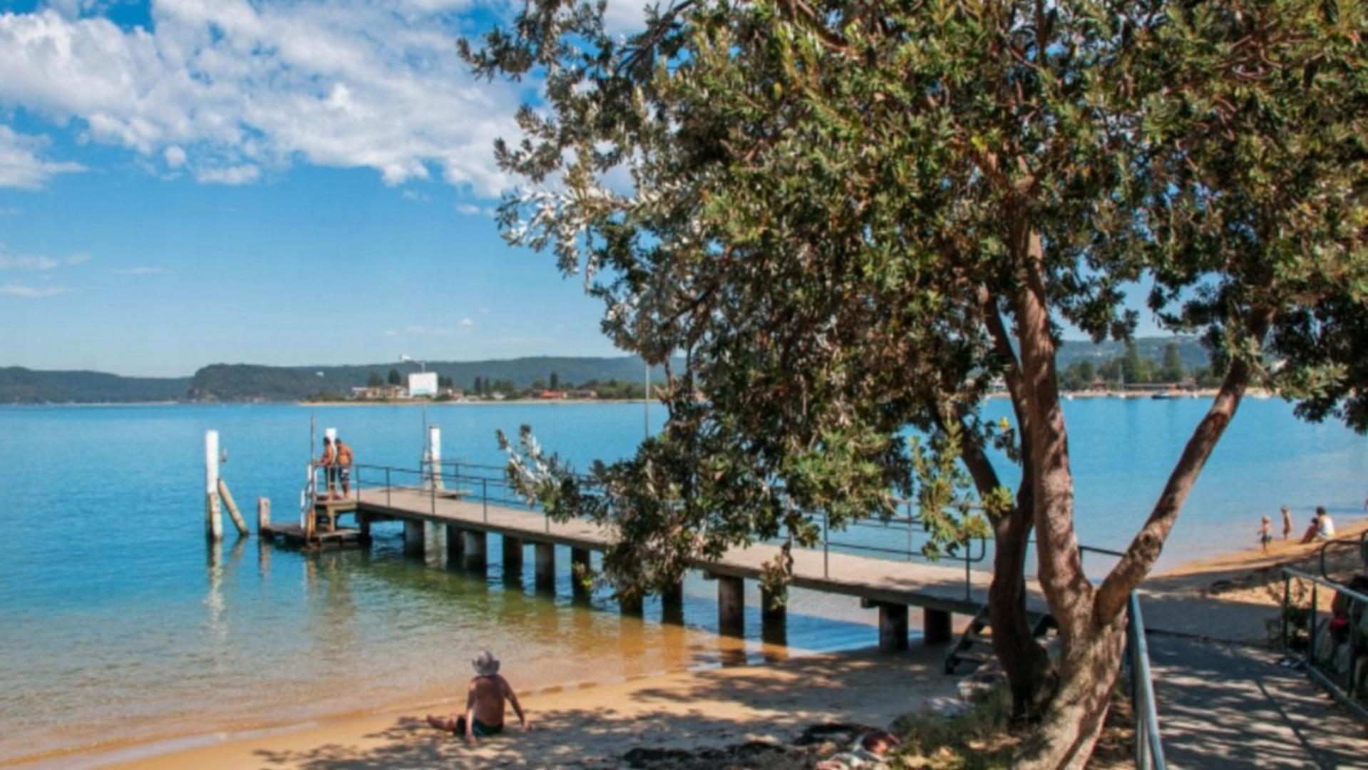 Beachhouse Barrenjoey - Ettalong Beach