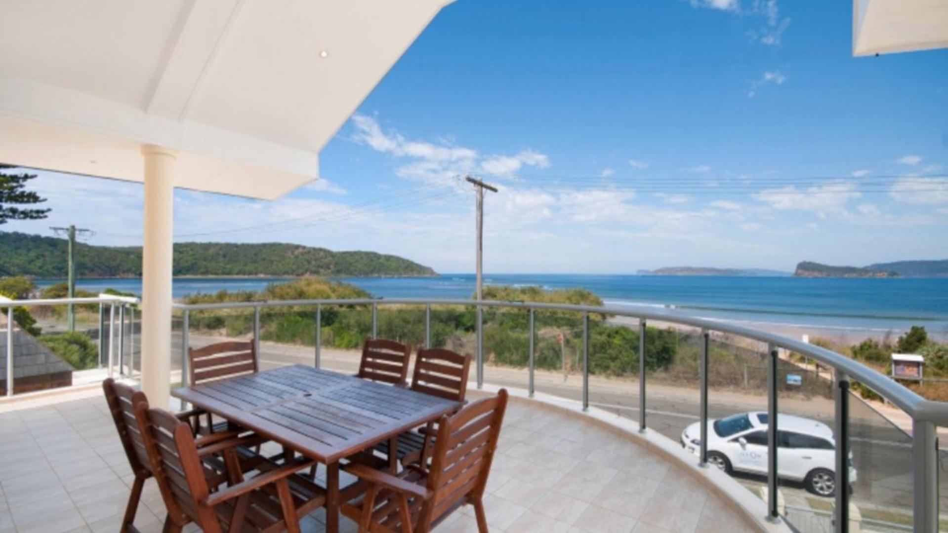 Contempory Penthouse - Waterfront Umina Beach