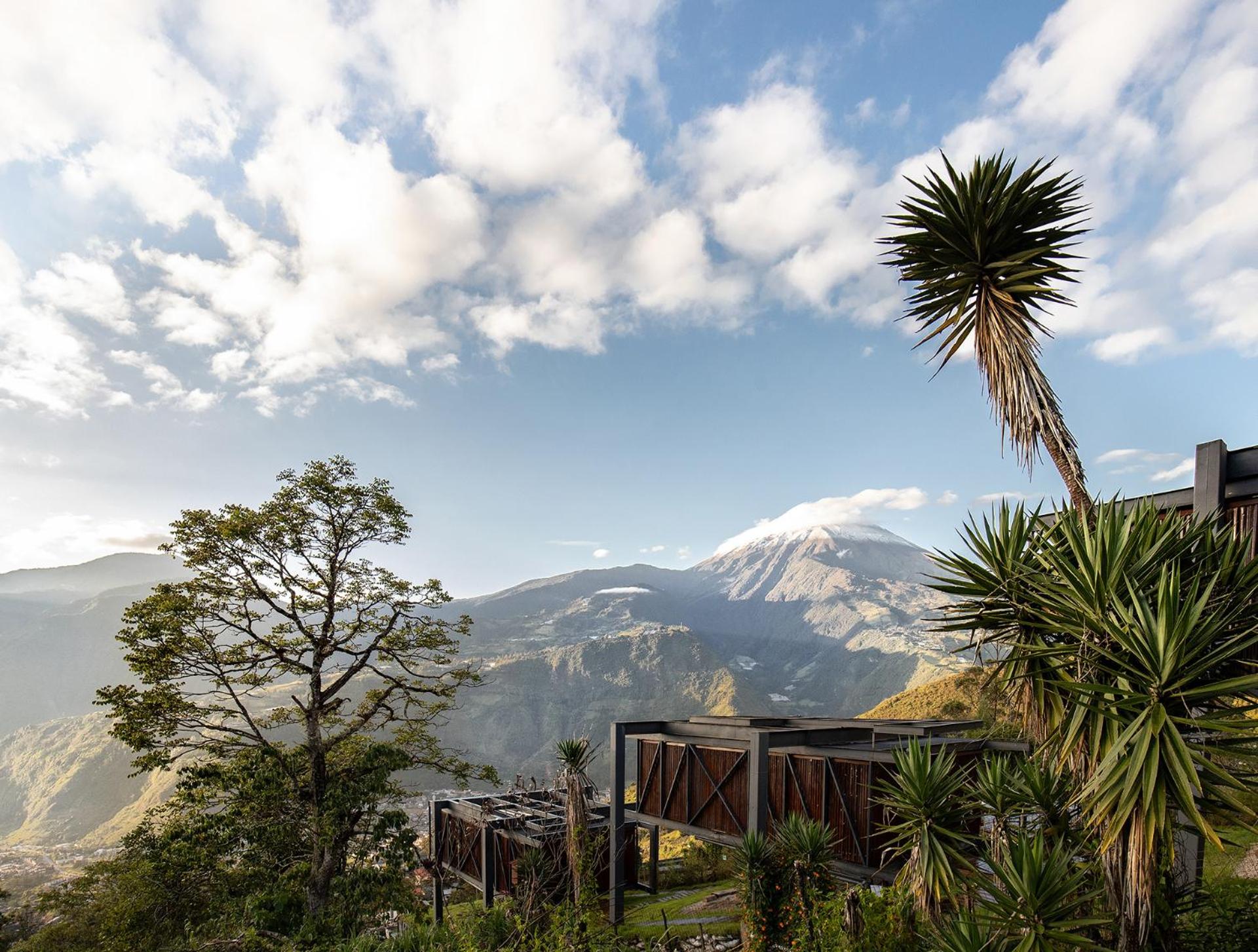 Deluxe volcán Primeras suites colgantes del mundo