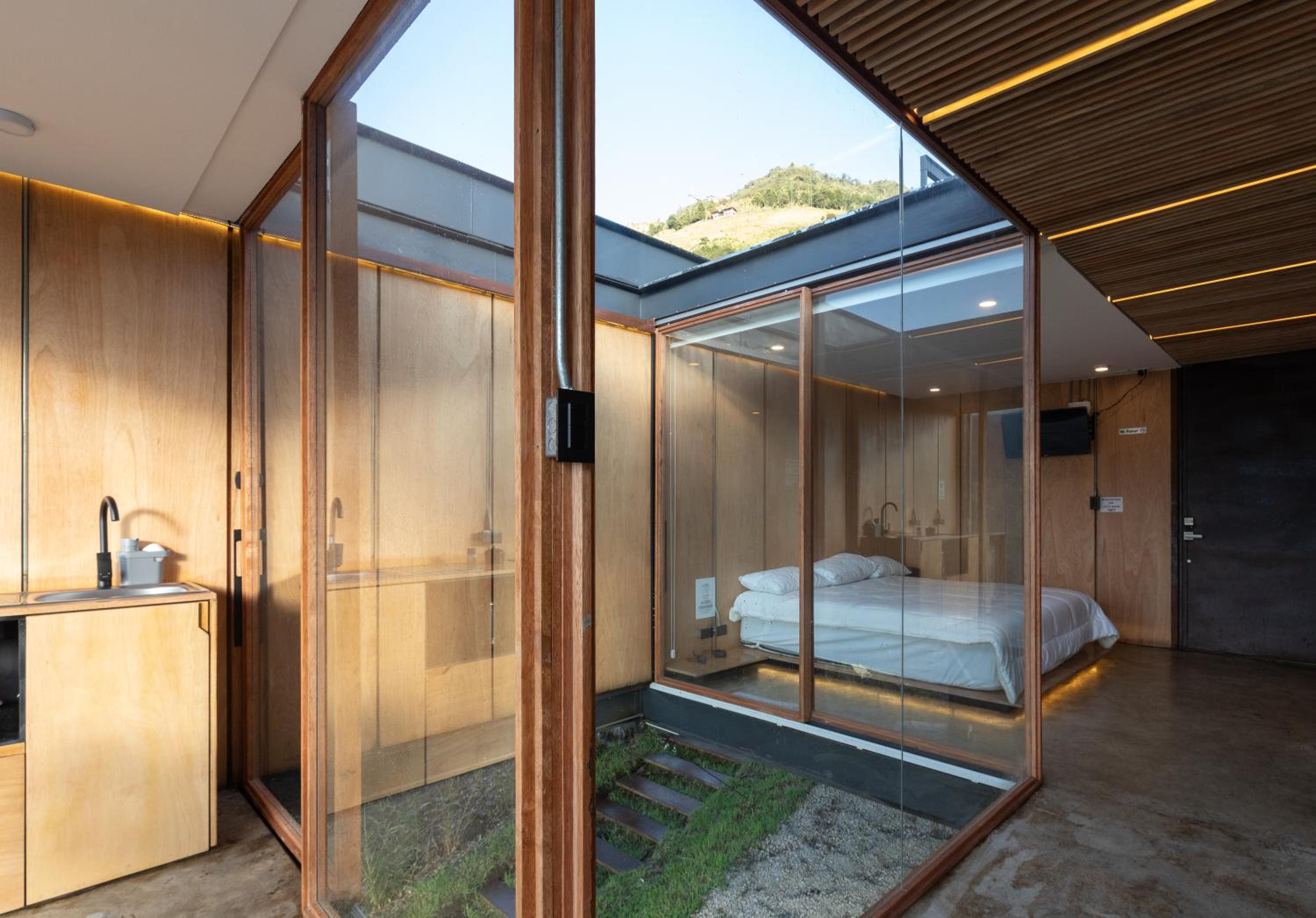 Deluxe volcán Primeras suites colgantes del mundo