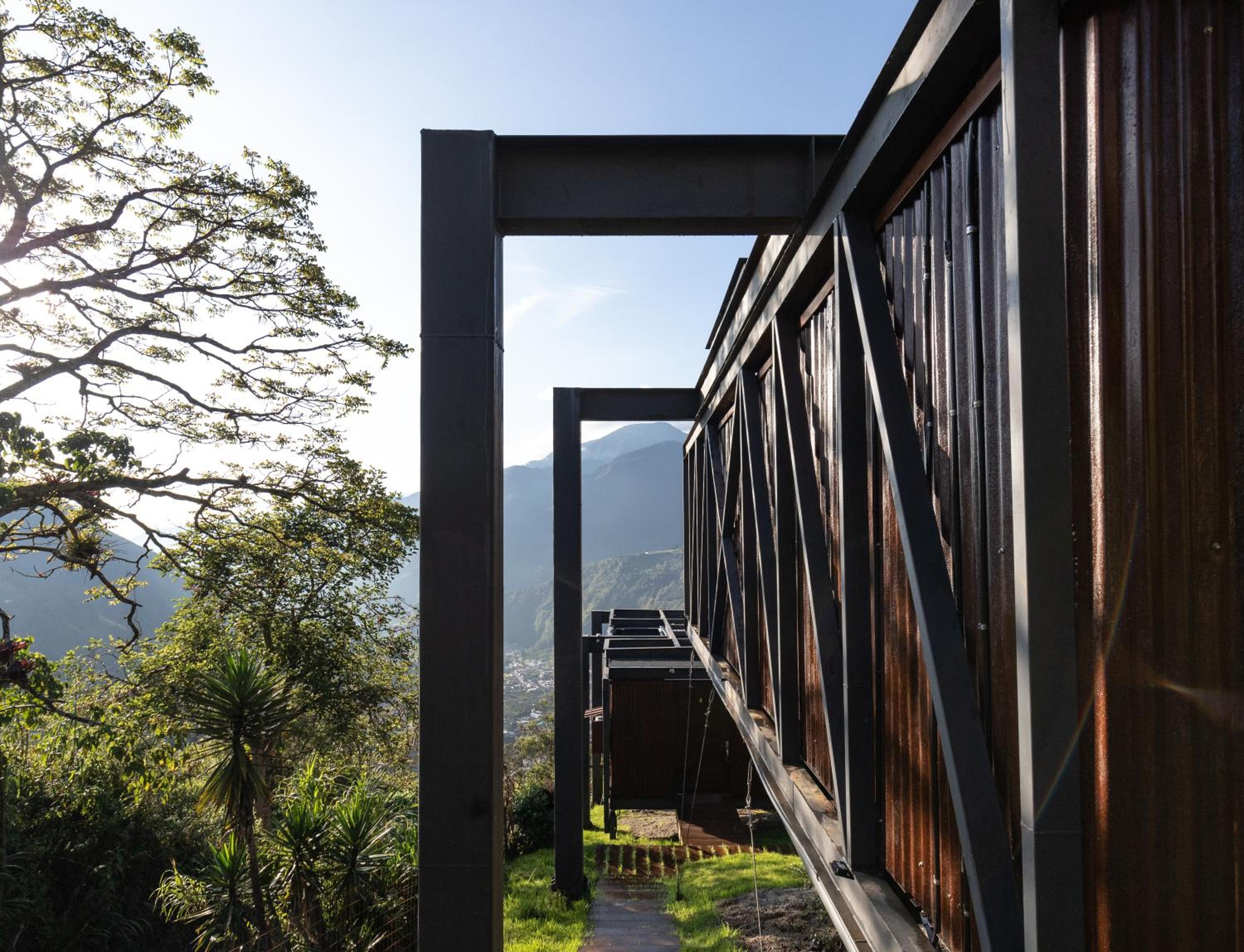 Deluxe volcán Primeras suites colgantes del mundo