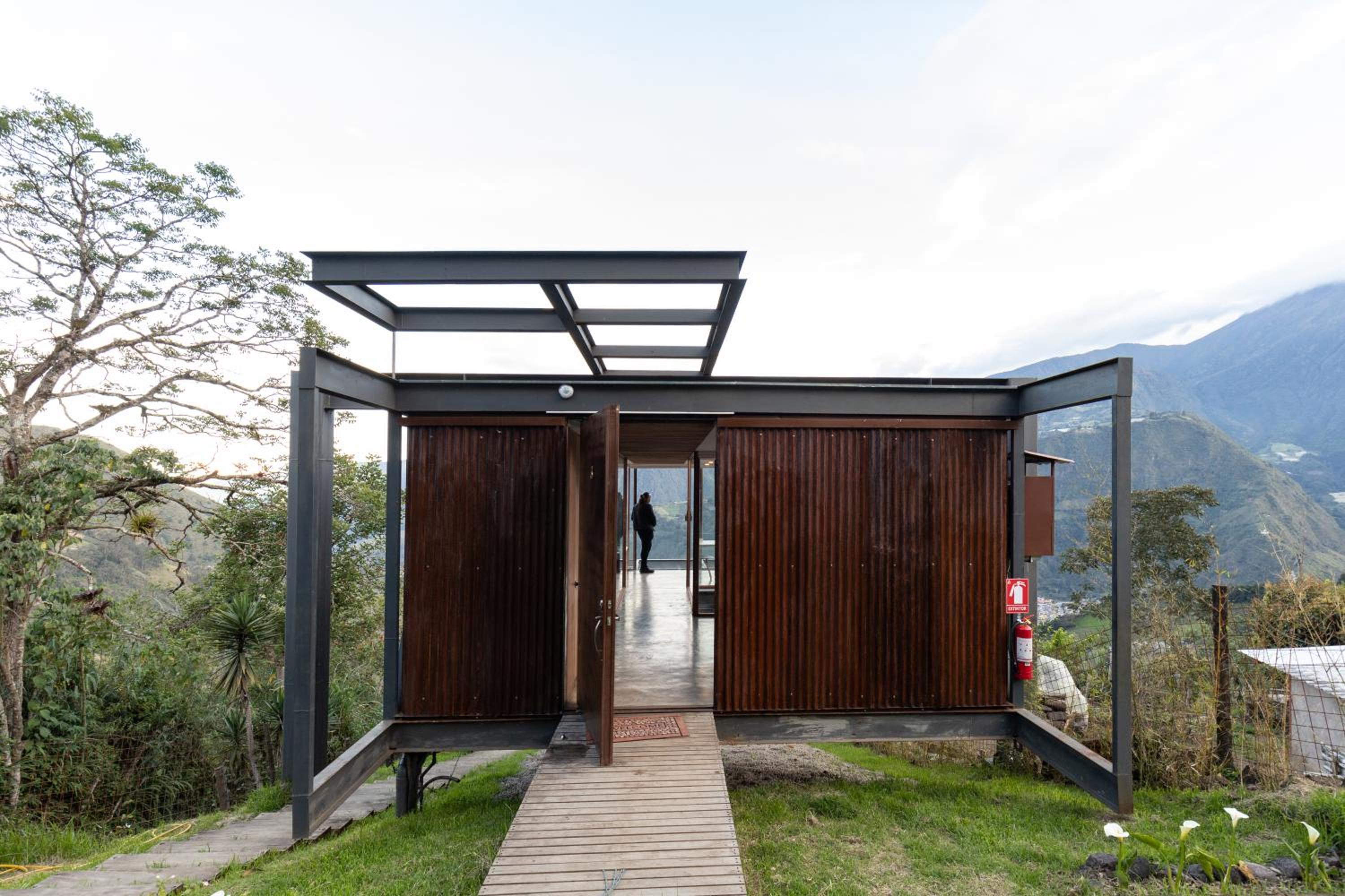 Deluxe volcán Primeras suites colgantes del mundo
