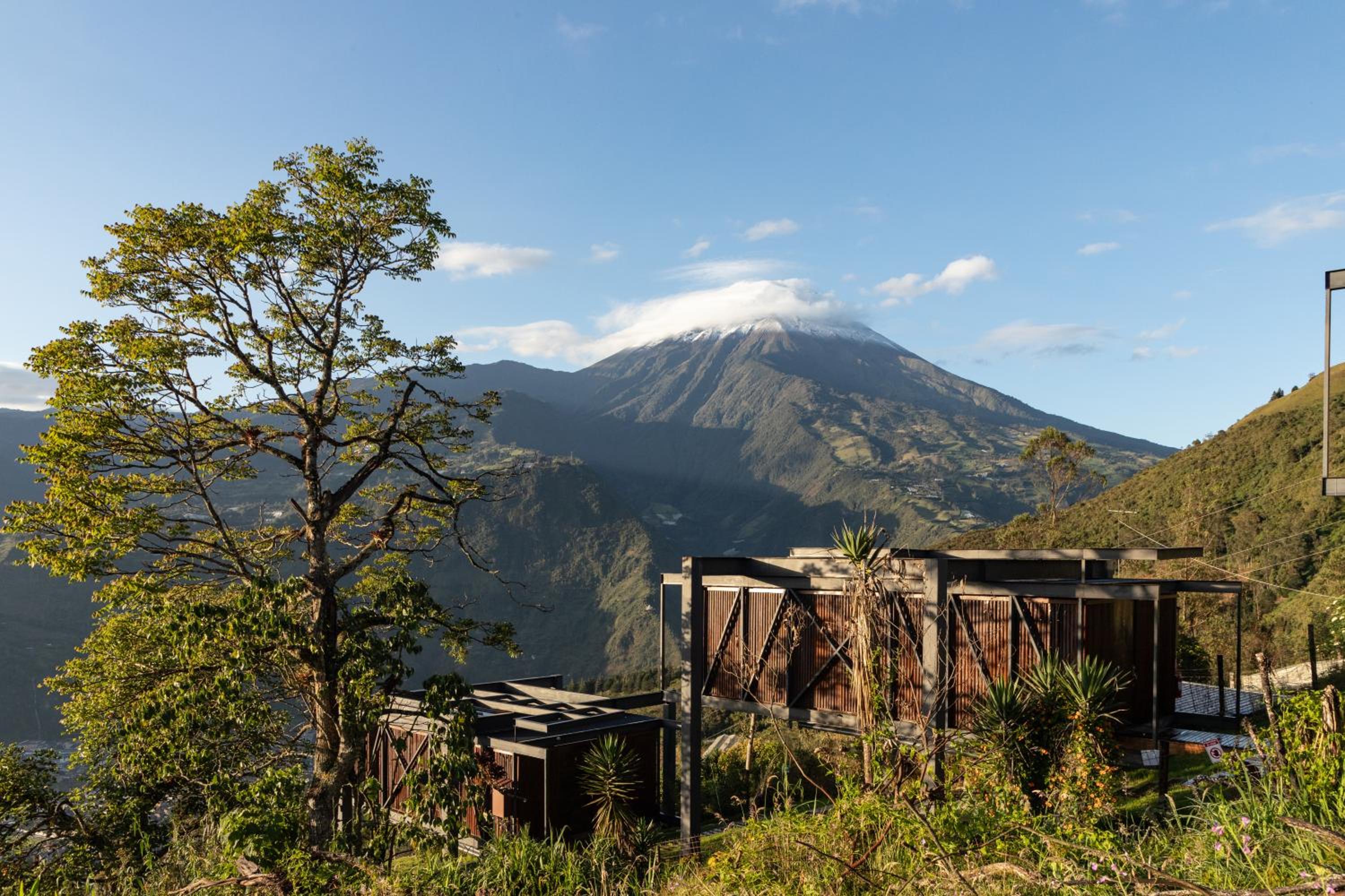 Deluxe volcán Primeras suites colgantes del mundo
