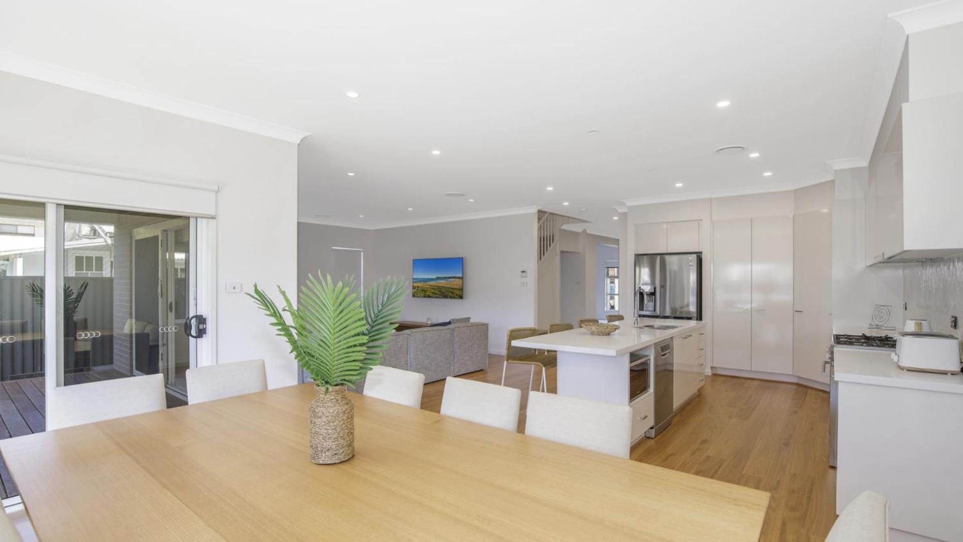 Ocean Breeze - Umina Beach
