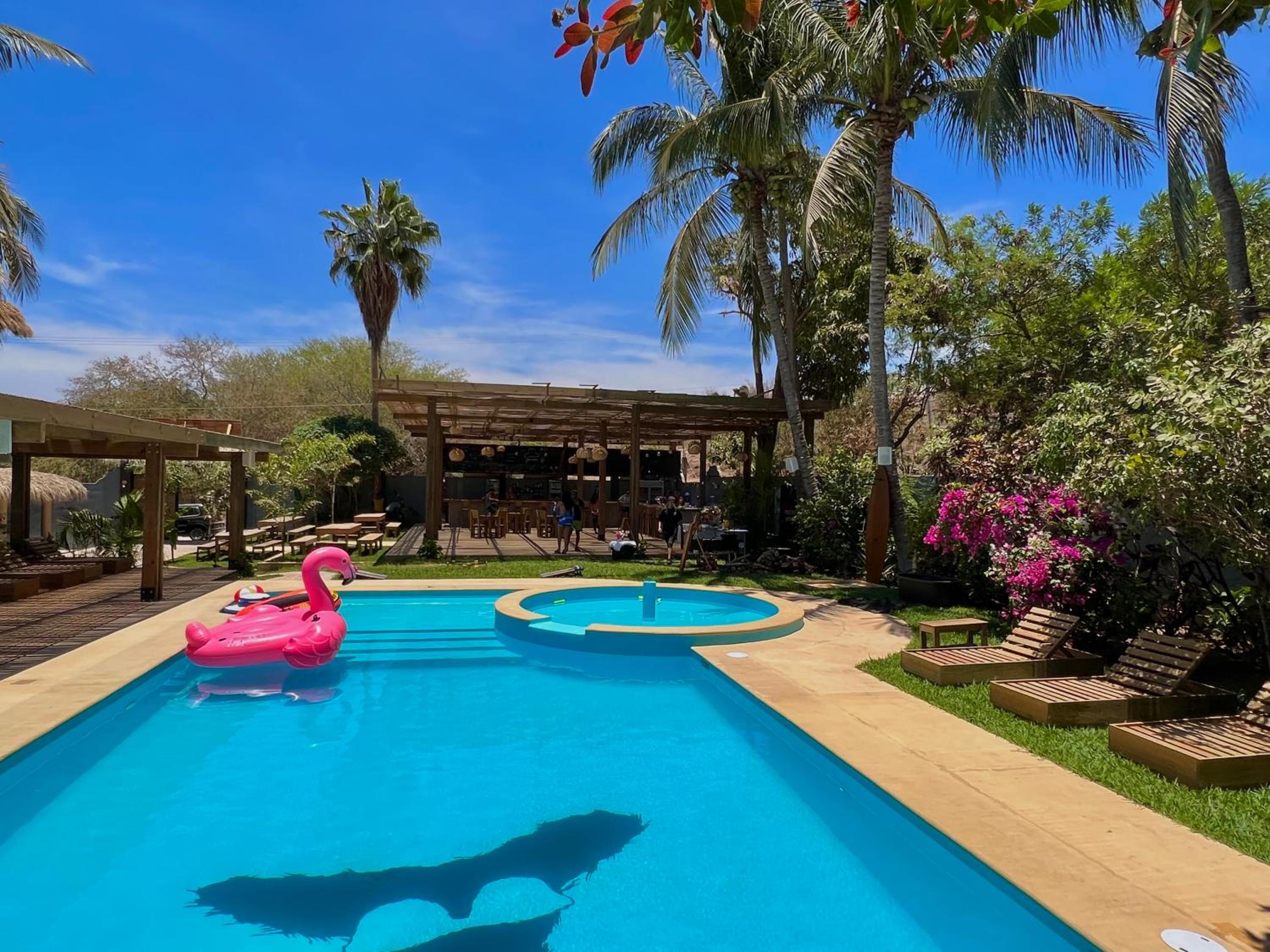 Straw Hat Surf Hostel & Bar view 5