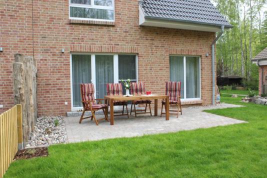 Strandvilla Birkenallee Haus Sommerlicht