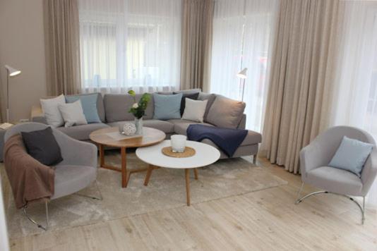 Strandvilla Birkenallee Haus Sommerlicht