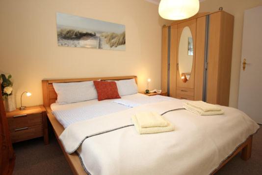 Mühlenweg, App 01 en Wieck — hotel room