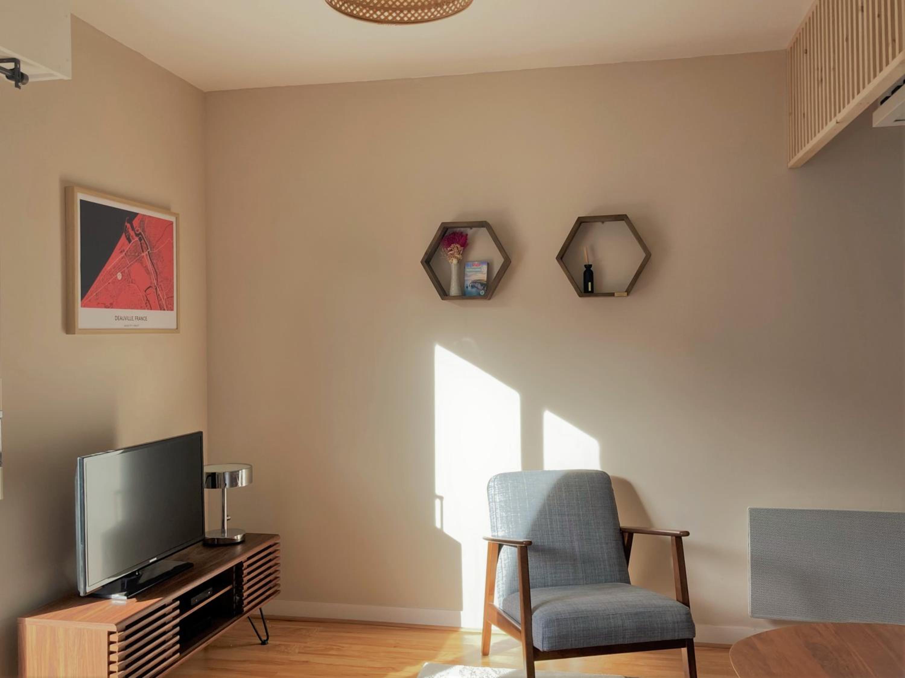 Studio proche plage balcon et parking