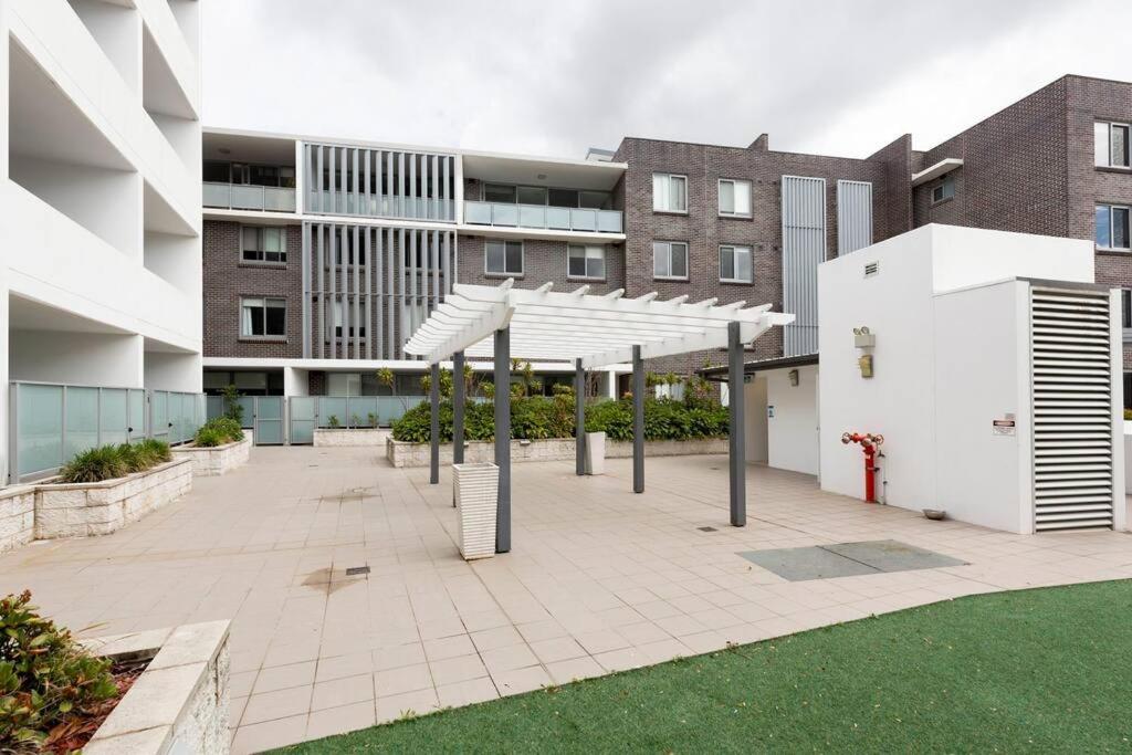 GLAD1 - Monash Rd - Gladesville