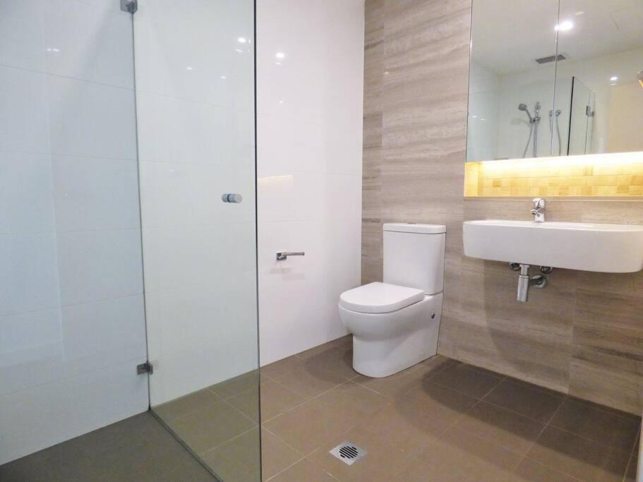 GLAD1 - Monash Rd - Gladesville