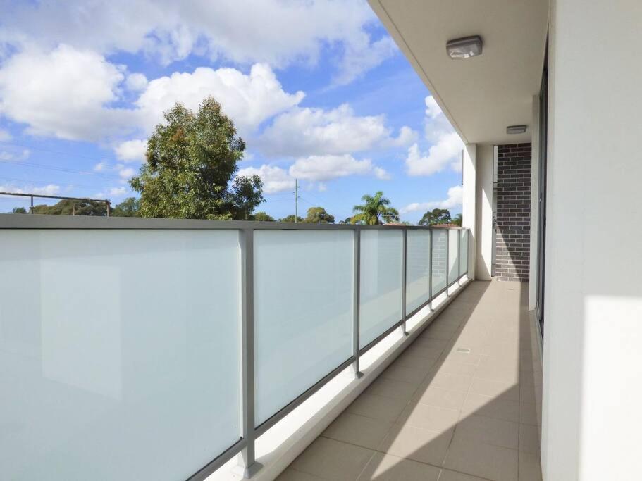 GLAD1 - Monash Rd - Gladesville