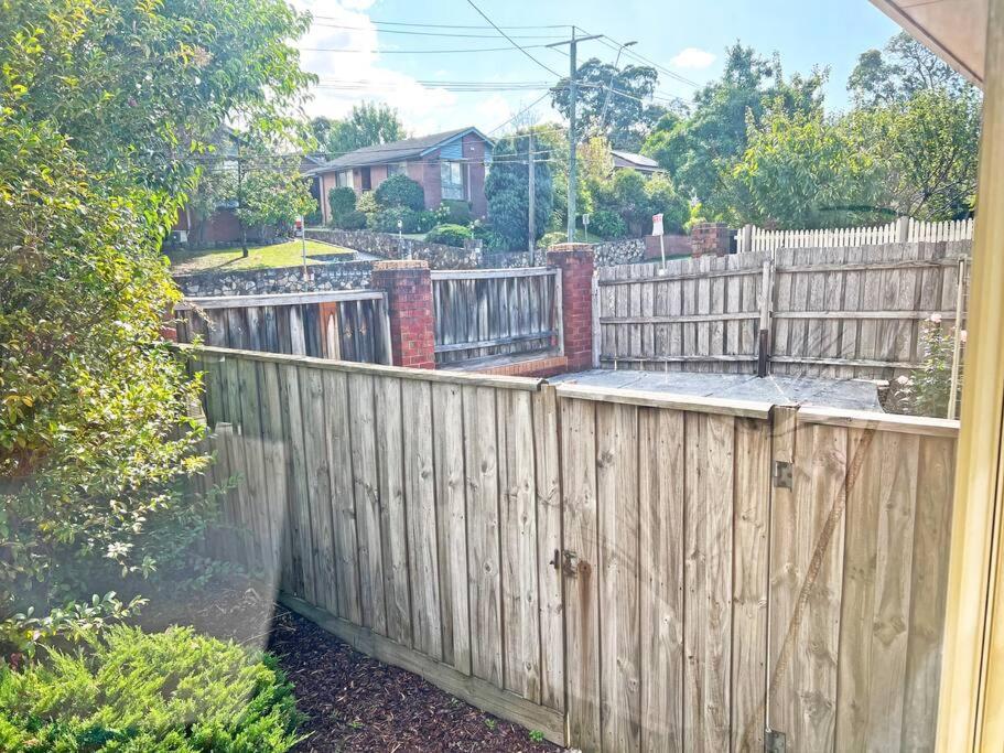 Charming Convenient 2BR Compact House Ringwood
