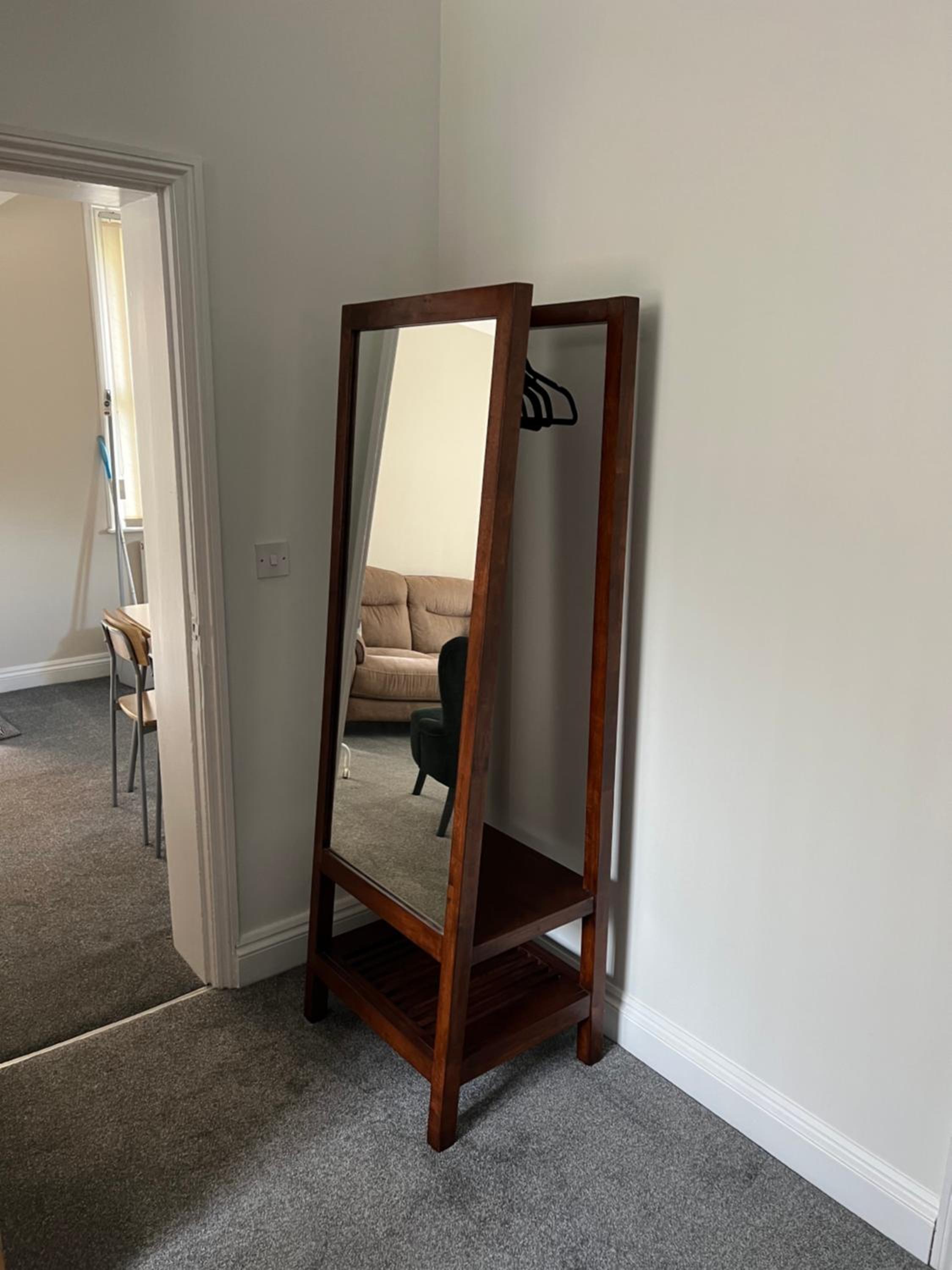 Basingstoke Vacations - The Snicket Apartment - Property Image 15