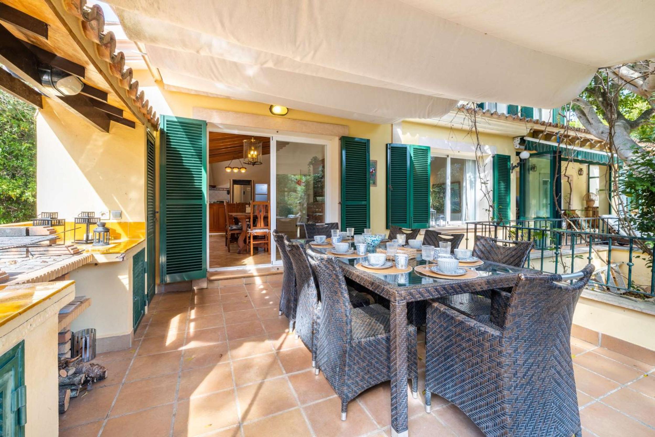 Finca Santa Maria Near Palma
