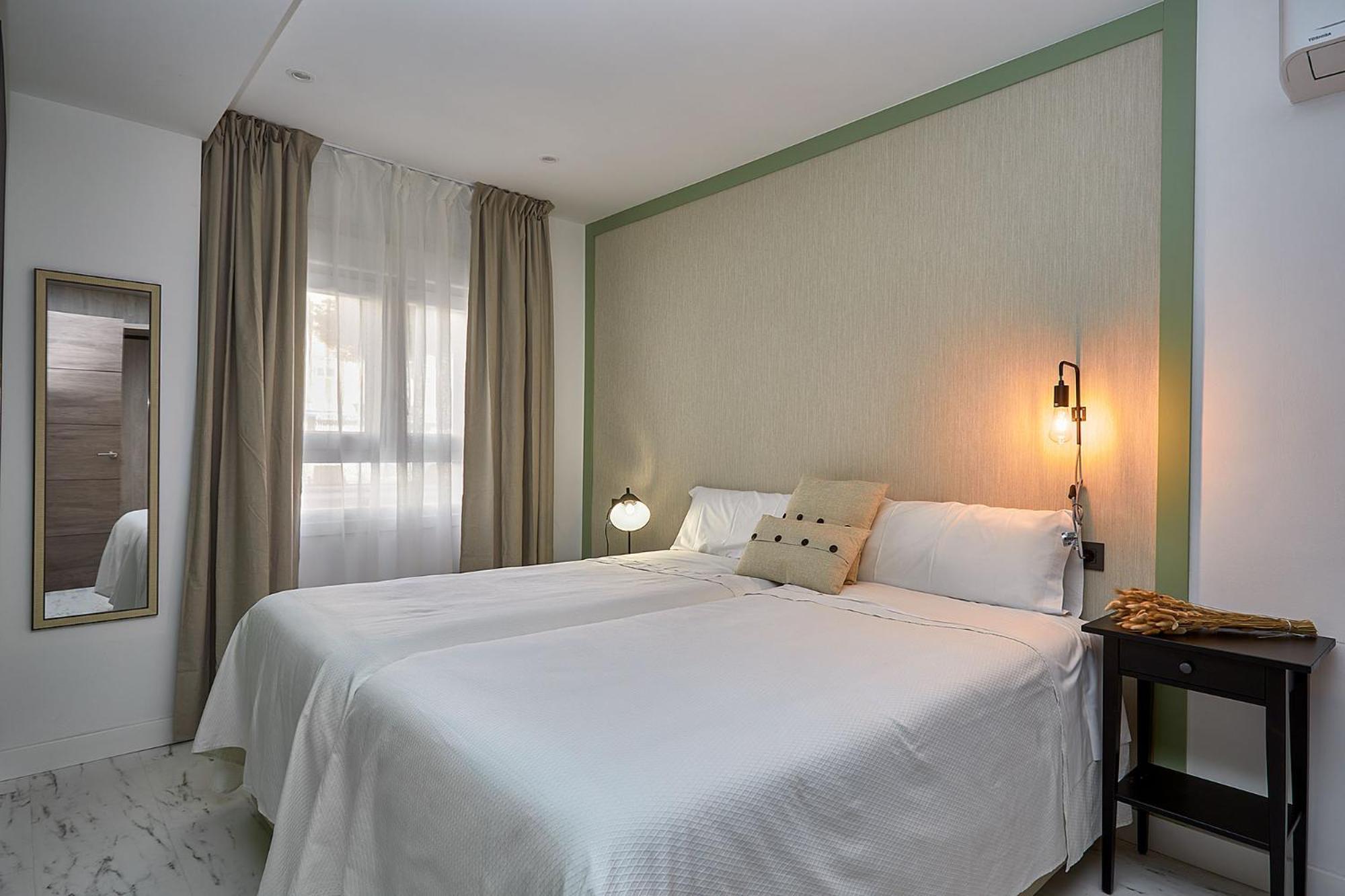 Apartaments Paseo Marítimo by Expoholidays