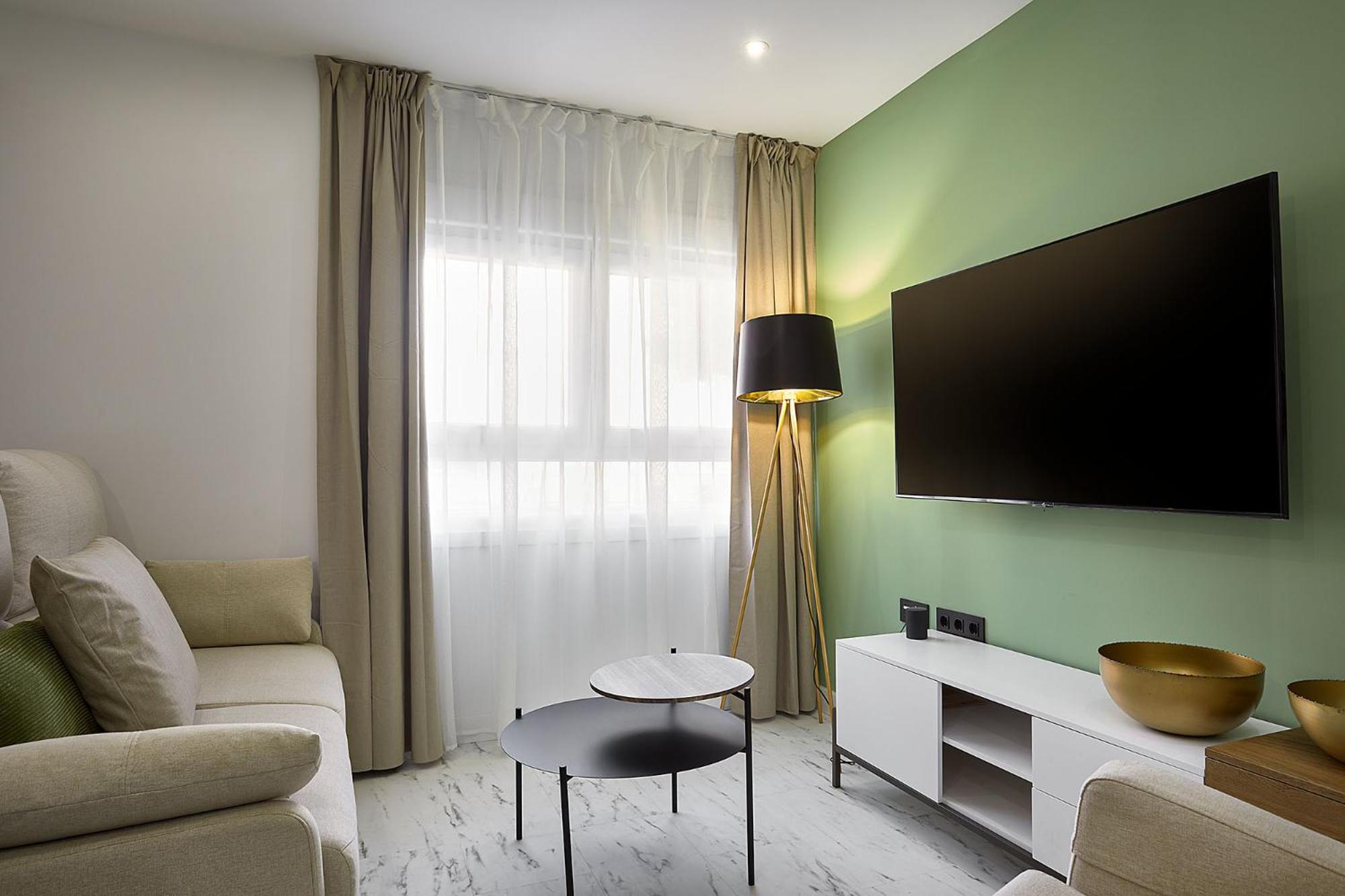 Apartaments Paseo Marítimo by Expoholidays