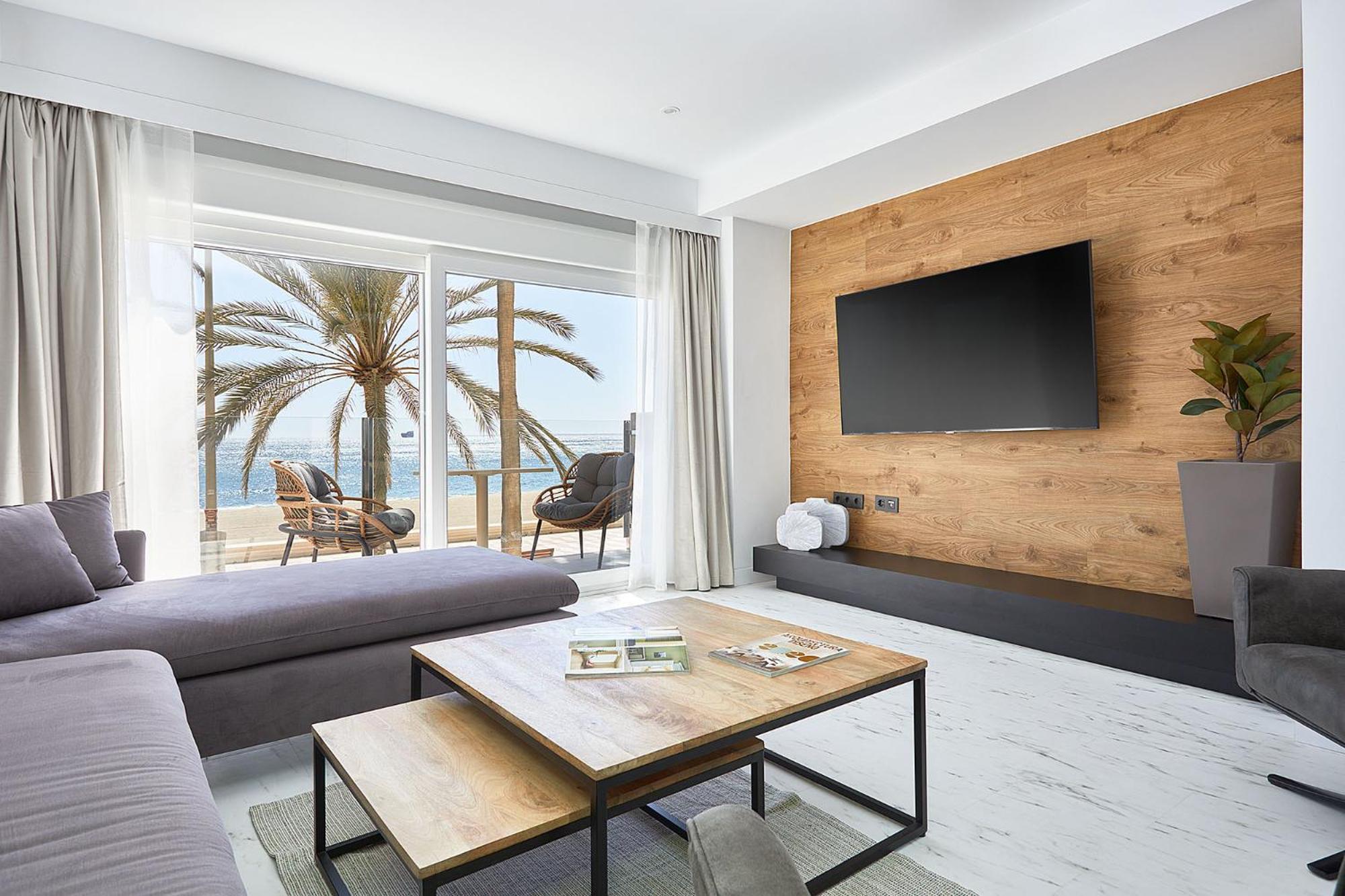 Apartaments Paseo Marítimo by Expoholidays