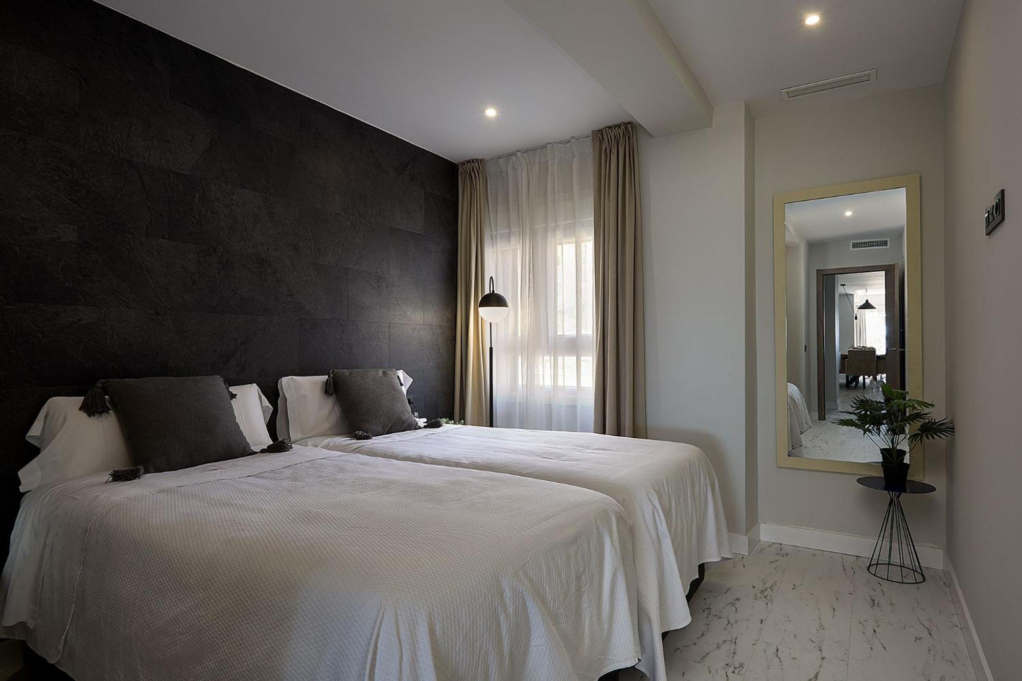 Apartaments Paseo Marítimo by Expoholidays