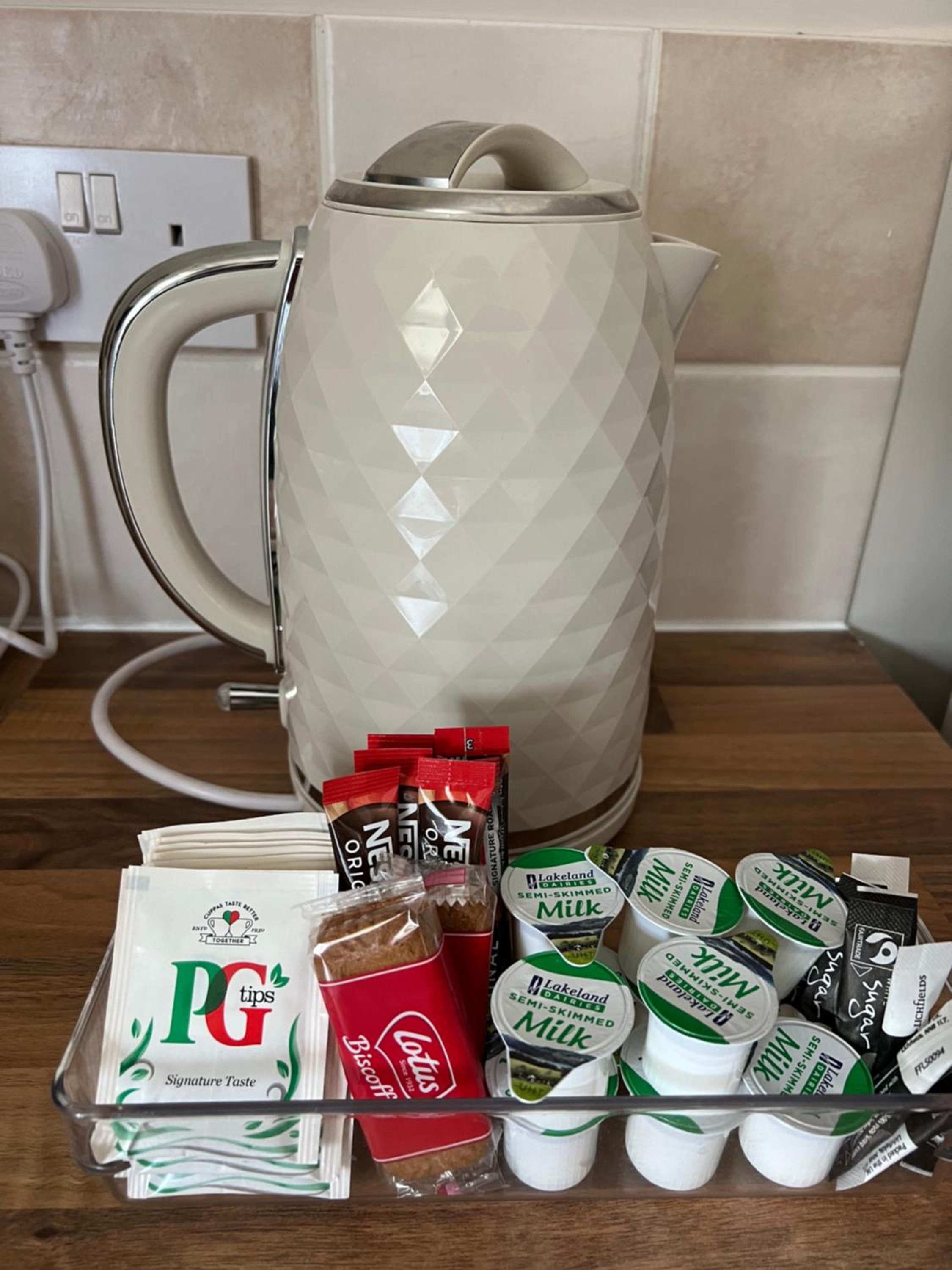 Basingstoke Vacations - The Snicket Apartment - Property Image 22