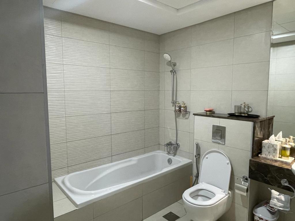 2 Bedroom Apartment Available For Short Term Stay