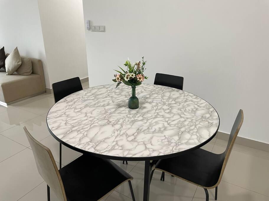 New Twin Galaxy 2BR Near JB Town/KSL/CIQ