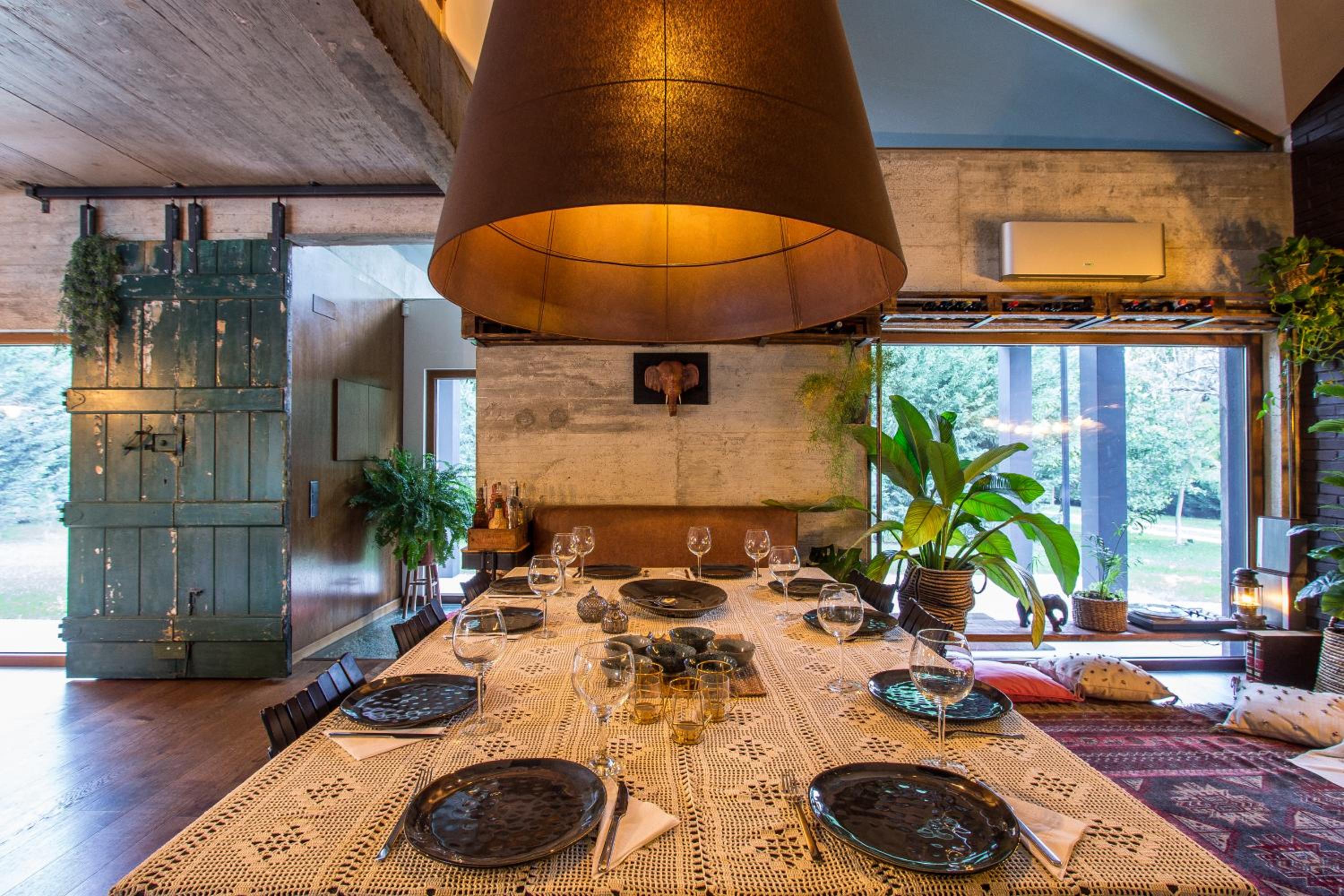dining
