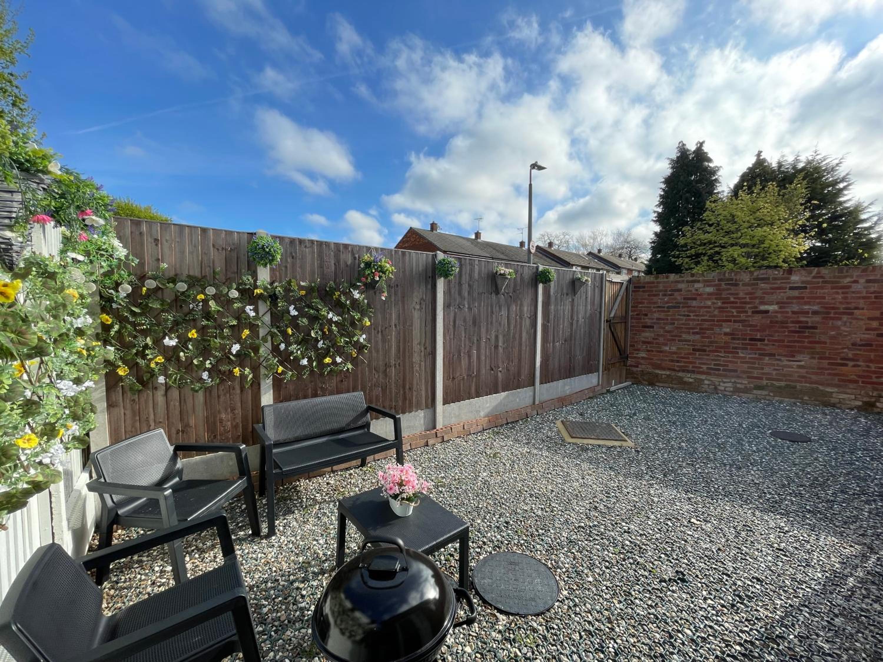 Stevenage Vacations - Luxury One Bed Apartment Stevenage - Property Image 1