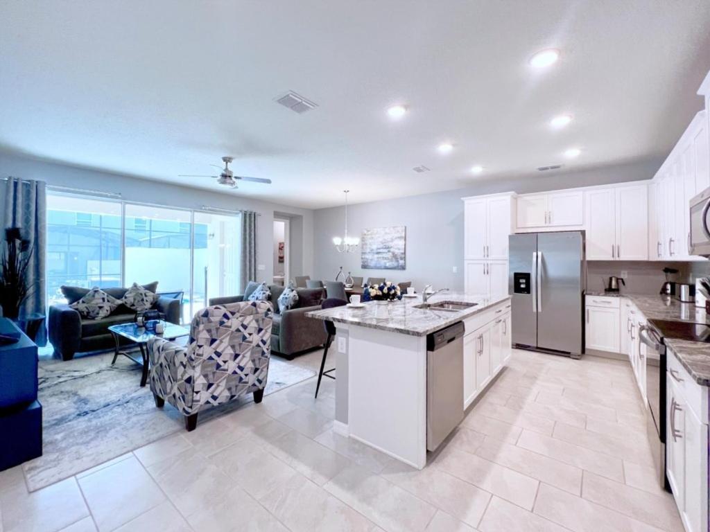 Beautiful Town Home with Splash Pool-1648TPC