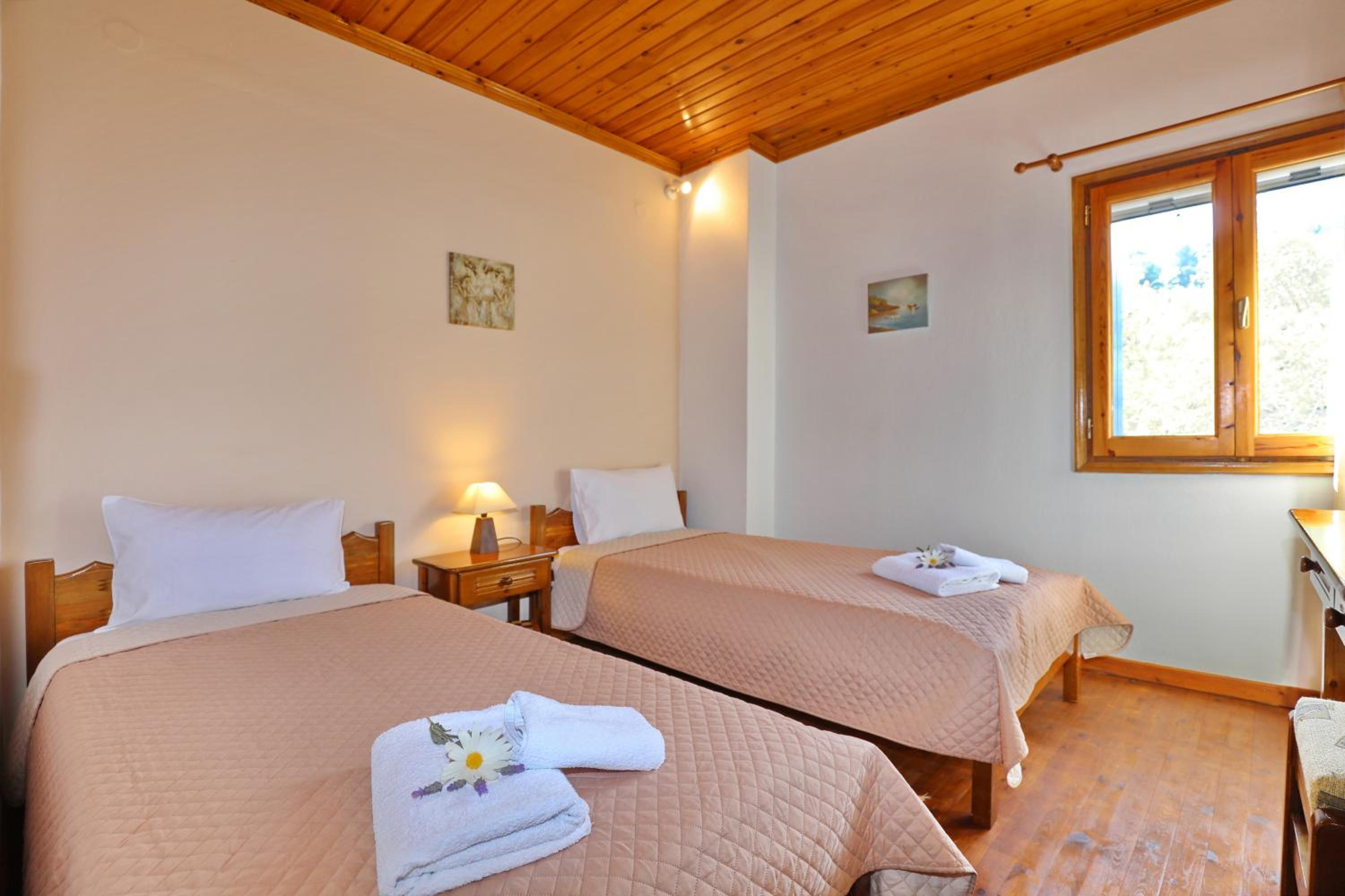 Villa Pefkias