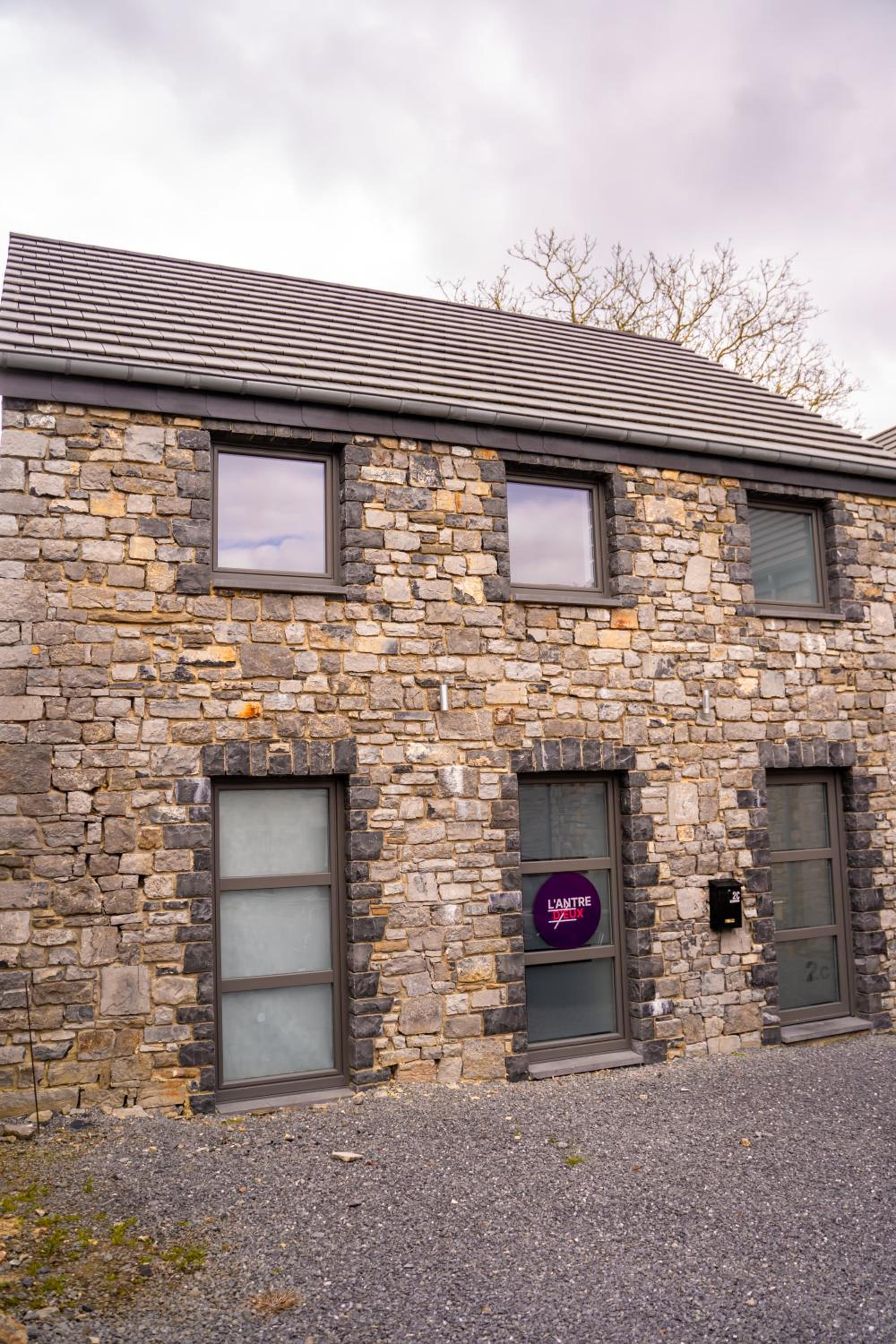 Hotel L'Antre d'Eux - Suite avec sauna et jacuzzi - Image 1